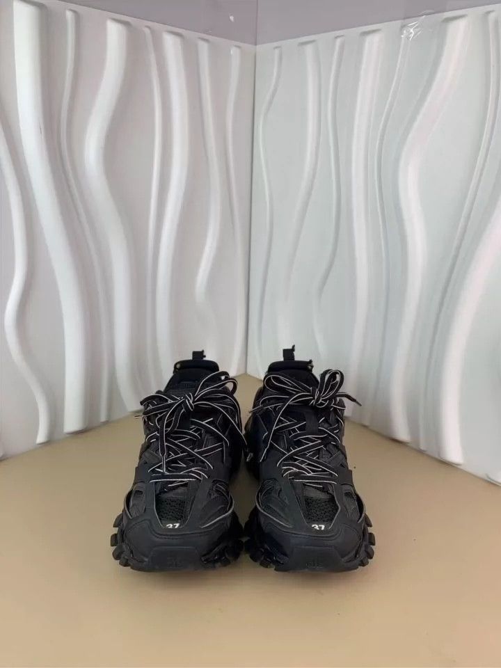 Balenciaga Balenciaga Black lacing low Top Casual Shoes Dad Shoes 2502 Size US 5 / EU 37 - 3 Thumbnail
