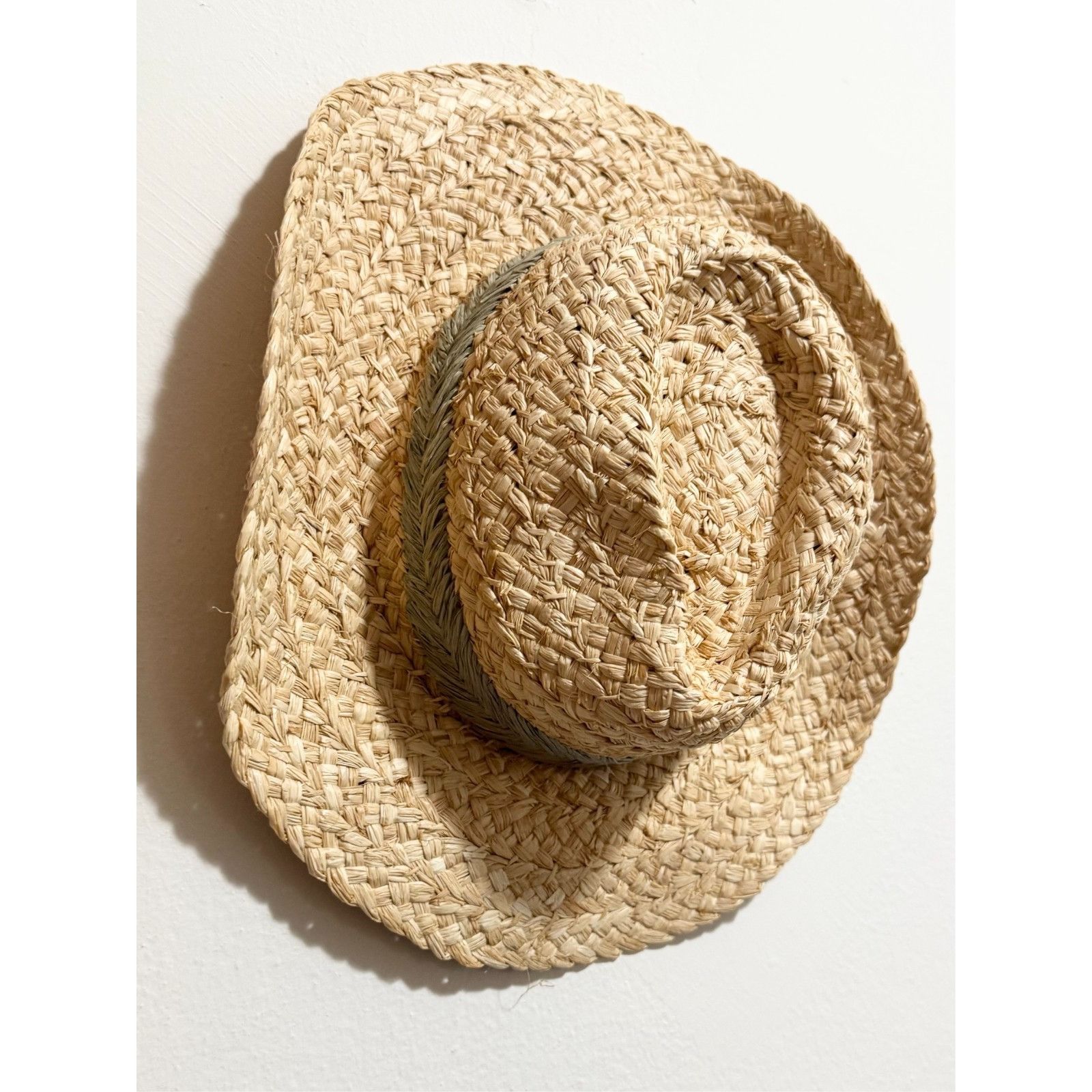 Vineyard Vines NWT New Vineyard Vines Women’s Raffia straw fedora hat Size ONE SIZE - 4 Thumbnail