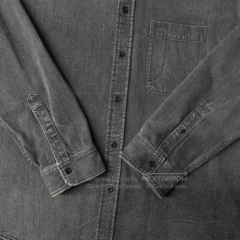 Balenciaga Balenciaga Back Red Letter Denim Shirt. Size US XS / EU 42 / 0 - 2 Thumbnail