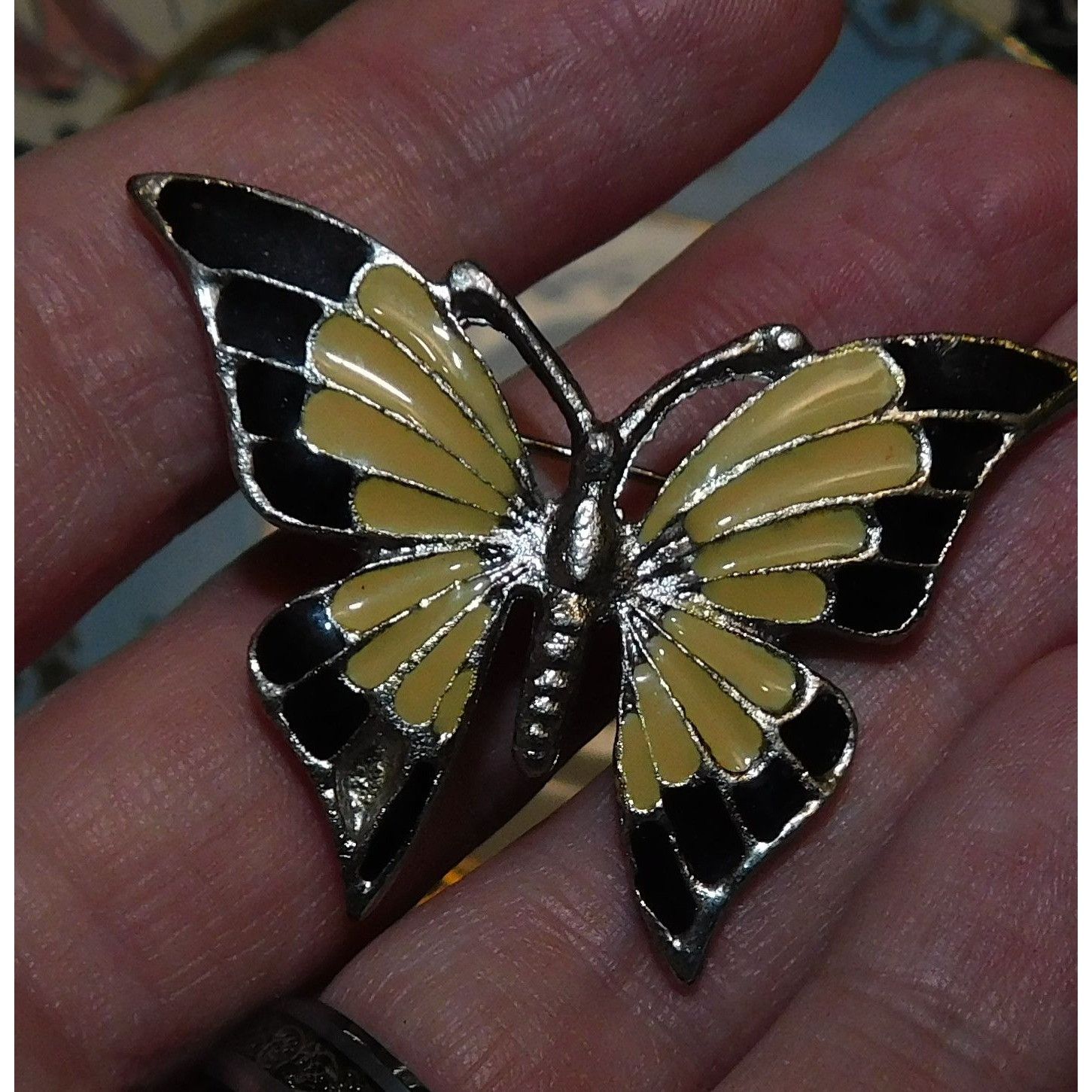Other Vintage Black And Beige Butterfly Brooch Size ONE SIZE - 4 Thumbnail