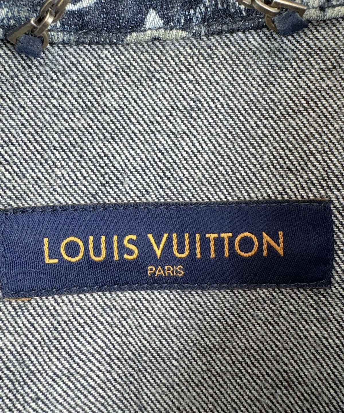 Louis Vuitton Louis Vuitton L Tapestry Short Sleeves Denim Shirt Monogram Size US L / EU 52-54 / 3 - 6 Thumbnail