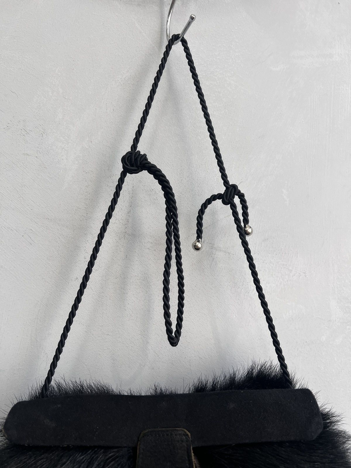 Le Grande Bleu (L.G.B.) REAL FUR FUZZY BAG MESSENGER legrandebleu STYEL Size ONE SIZE - 4 Thumbnail