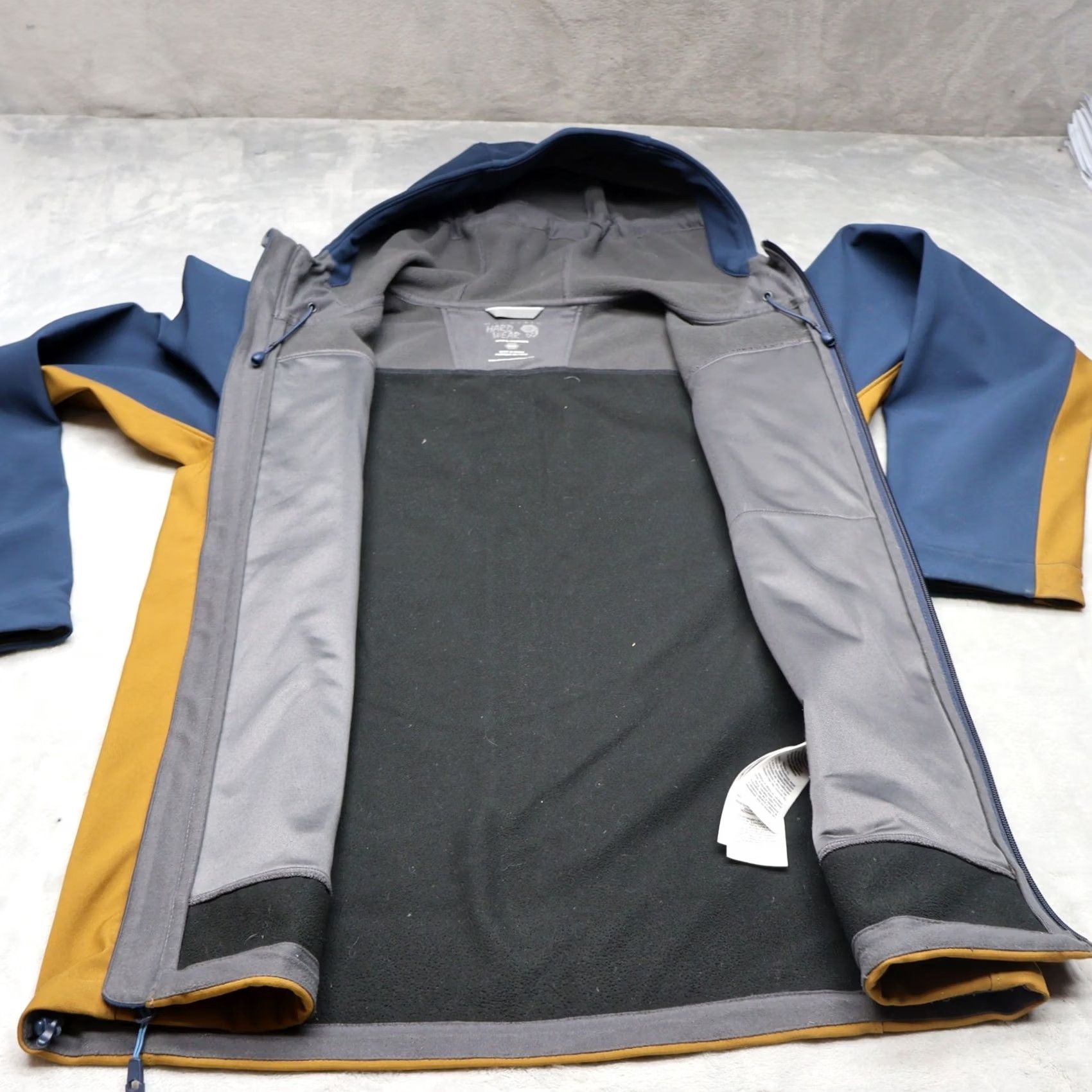 Mountain Hardwear Mountain Hardwear Jacket Mens M Brown Paladin Softshell Full Zip Wind Rain Colorblock Outdoor Hiking Polyester Long Zip Mens Size US M / EU 48-50 / 2 - 7 Thumbnail
