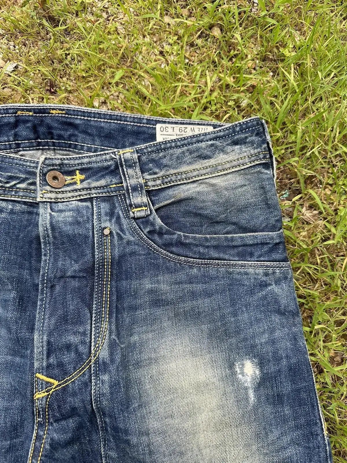 Diesel DIESEL JEANS RIPPED REGULAR STRAIGHT DENIM MUDWASH PANTS Size US 30 / EU 46 - 6 Thumbnail