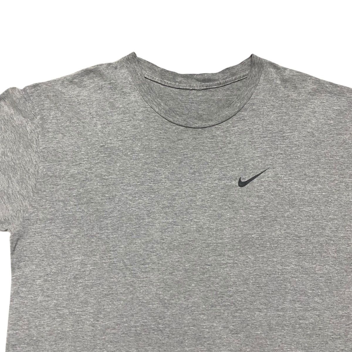Vintage Vintage 90s Nike Shirt Spellout Backhit Size US L / EU 52-54 / 3 - 3 Thumbnail