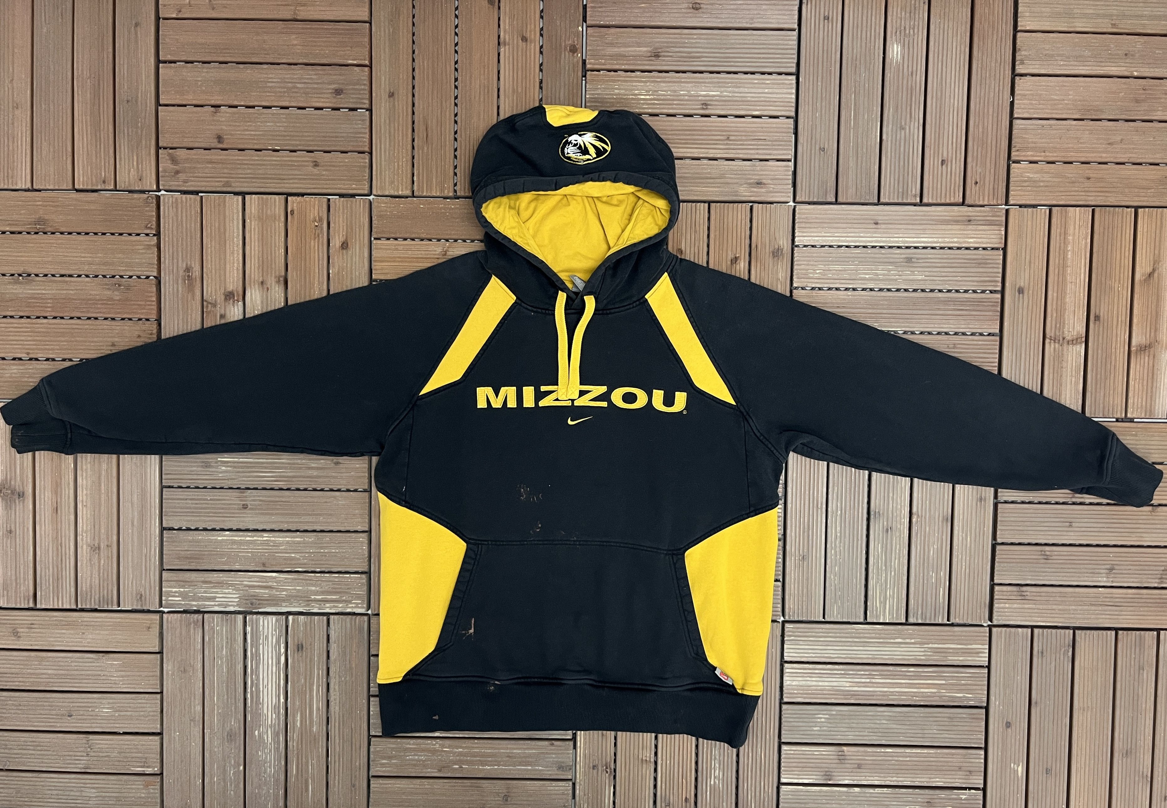 Nike × Vintage Mizzou Tigers Vintage Nike Black Hoodie Sweater Size US M / EU 48-50 / 2 - 5 Thumbnail