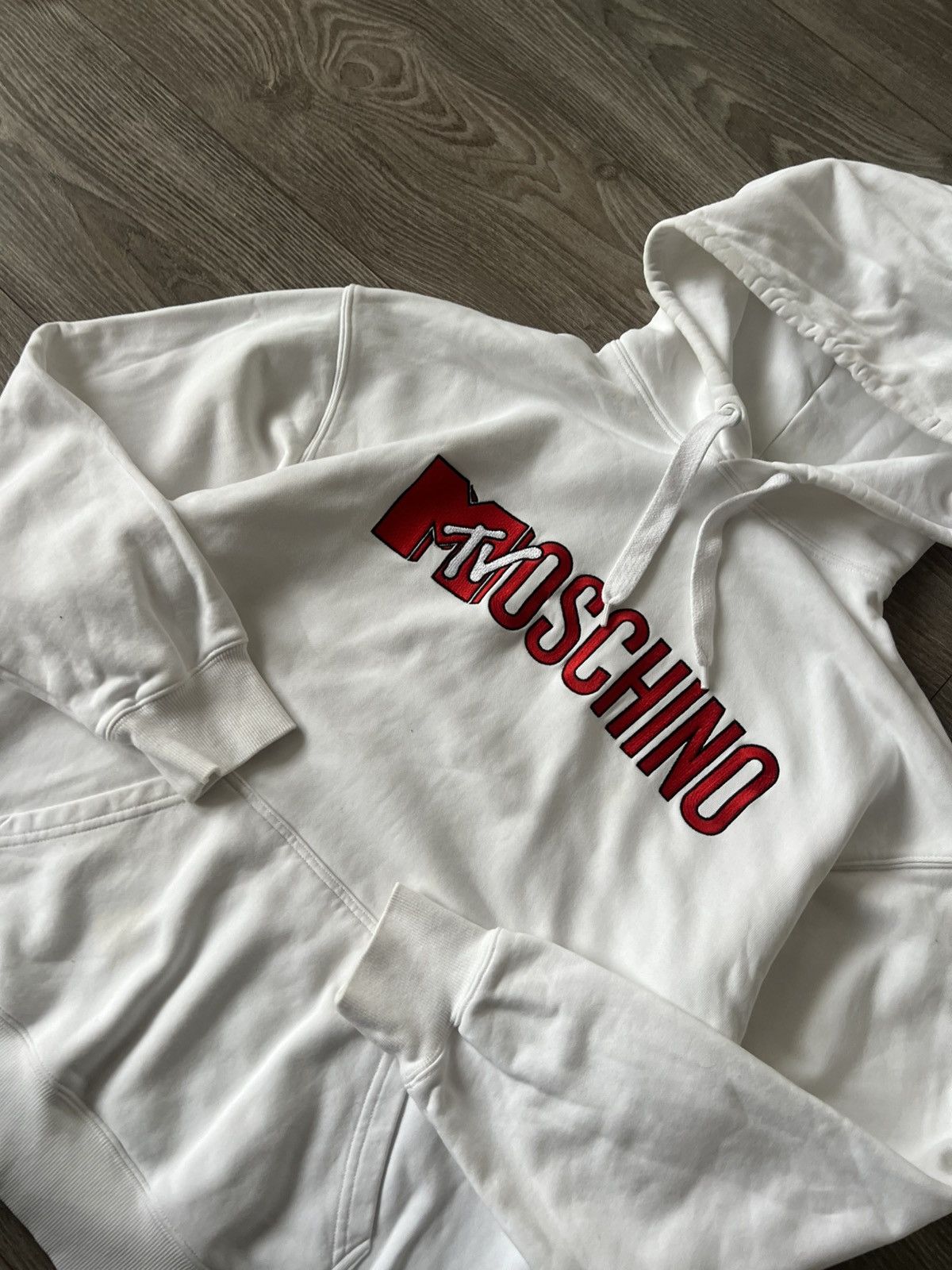 Moschino ‼️Moschino x H&M x Mtv Big Knit Logo White Hoodie‼️ Size US S / EU 44-46 / 1 - 12 Thumbnail