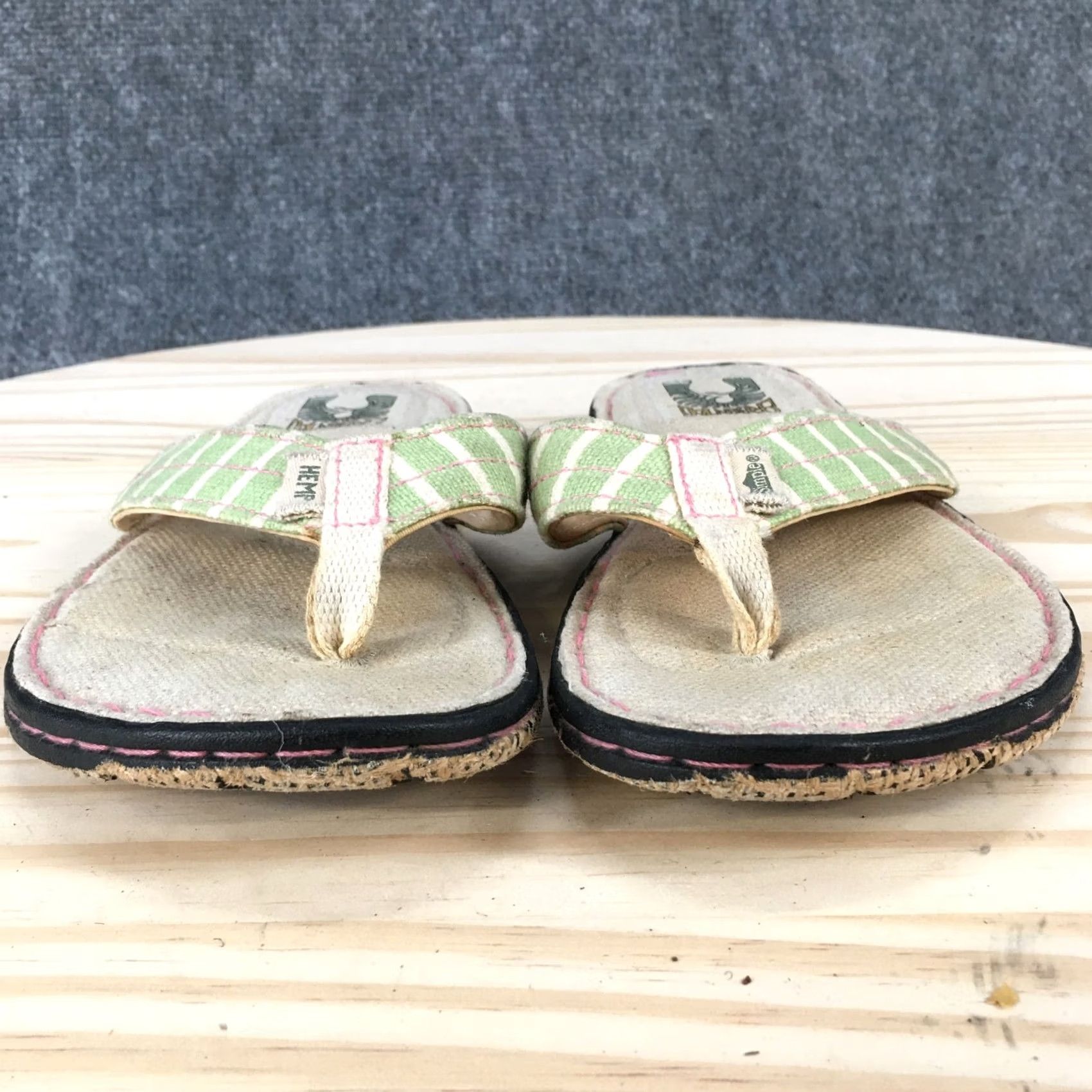 Vintage Simple Sandals Green Toe Womens 37 Casual Slip On Hemp Flip Flops Brown Sandal Women 37 Green Toe Slip On Hemp Thong Flip Flops Brown Size US 7 / IT 37 - 7 Thumbnail