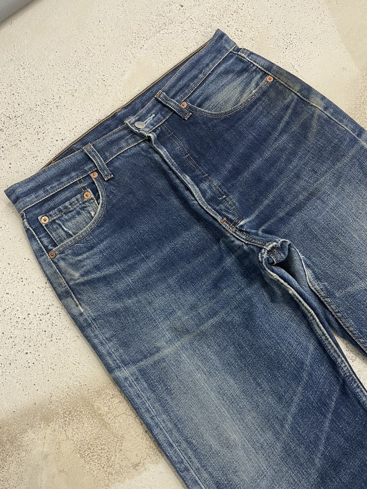 Levi's Vintage Levis 501xx Button Fly Distressed Repaired Size US 29 - 3 Thumbnail