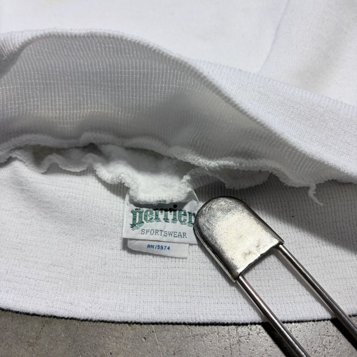 Vintage Vintage 80s Hoodie Sweatshirt Perrier Water Promo French USA Size US M / EU 48-50 / 2 - 14 Thumbnail