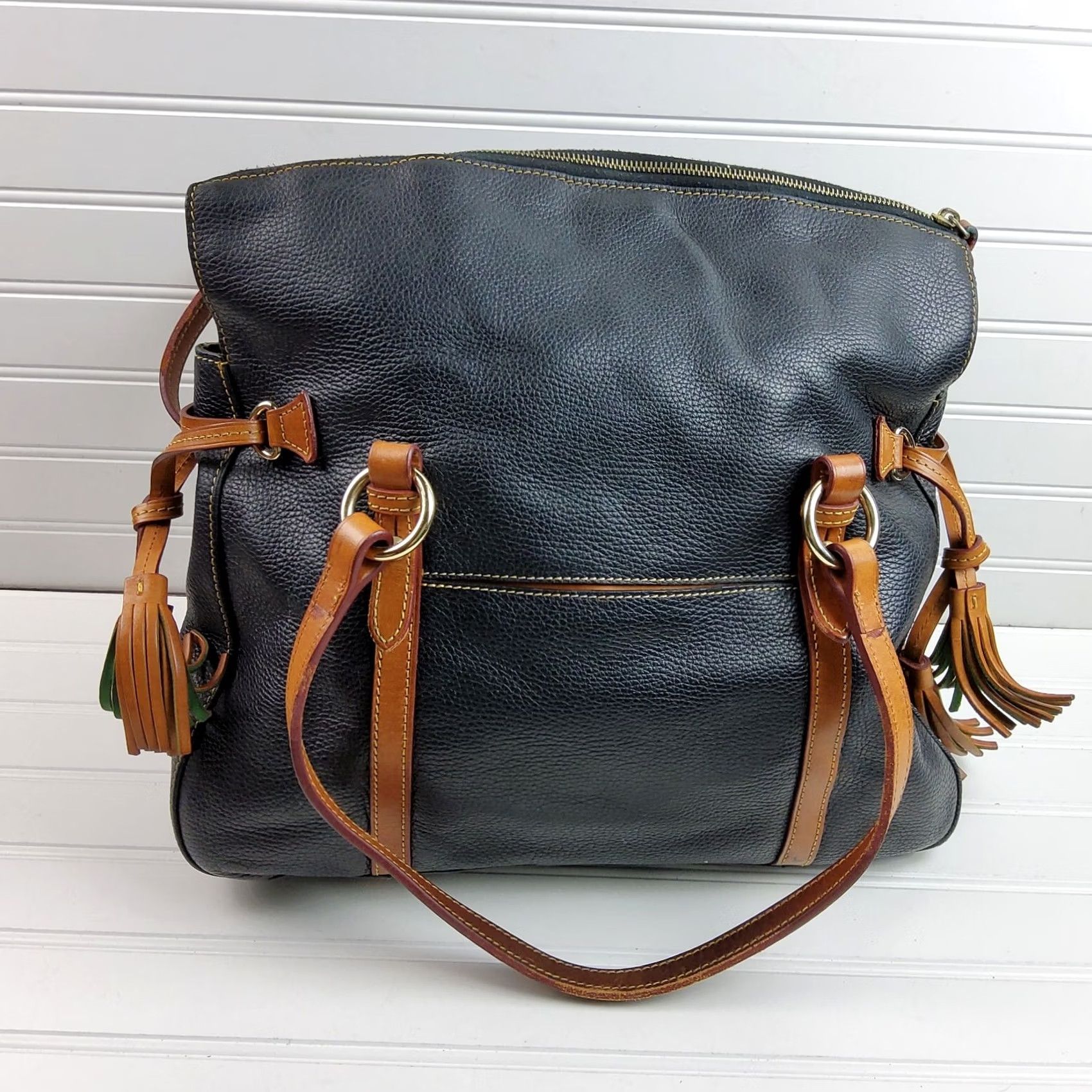 Dooney & Bourke Dooney & Bourke Pebbled Leather Large Domed Tote Shoulder Handbag Purse Woman Pebble Leather Tote Size ONE SIZE - 3 Thumbnail