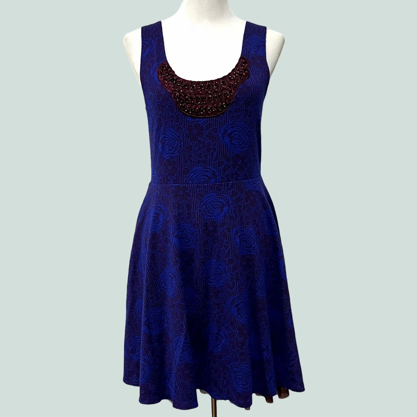Free People Free People Skater Dress Blue Floral Sleeveless Beaded Neck Sz M Womens Dress Short Princess 90s Rock? Size M / US 6-8 / IT 42-44 - 1 Thumbnail