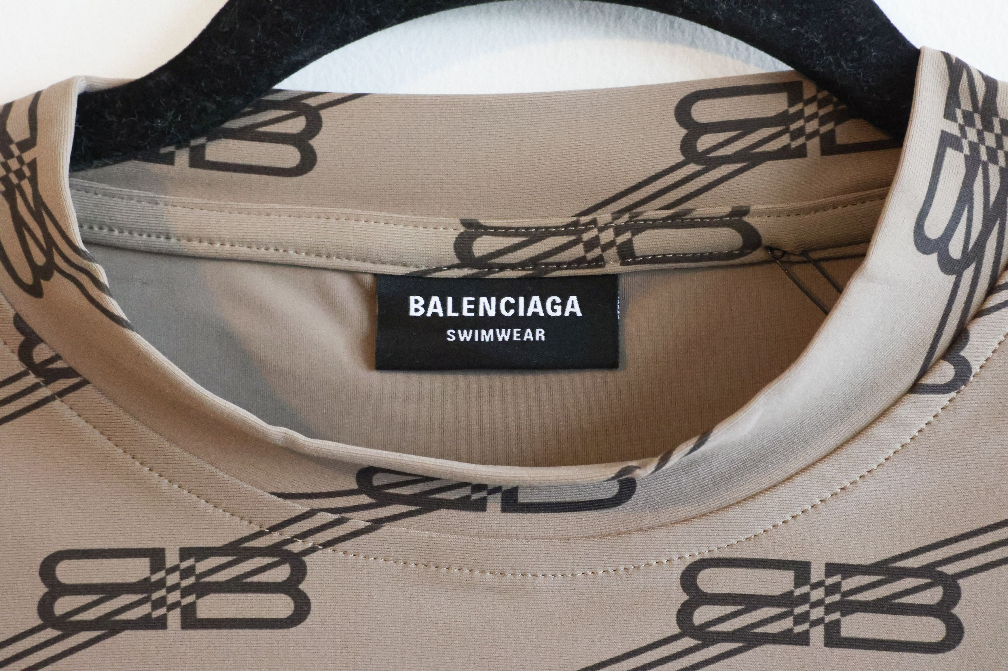 Balenciaga Balenciaga Monogram Swimwear Shirt XS (Fits L) Size US XS / EU 42 / 0 - 5 Thumbnail