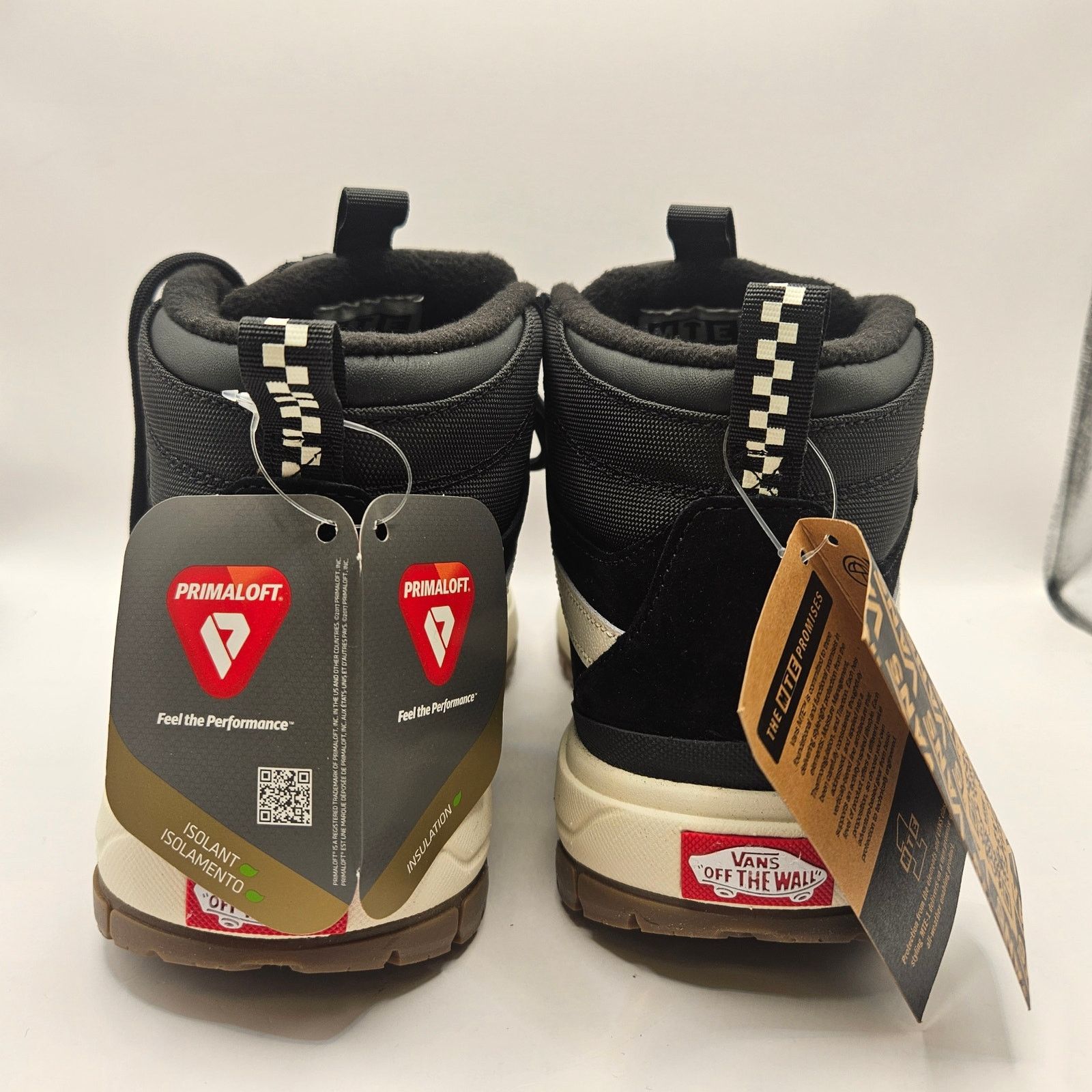 Vans VANS WOMEN'S 8.5 ULTRARANGE EXO HI MTE-1 BOOT BLACK WHITE Size US 8.5 / IT 38.5 - 4 Thumbnail