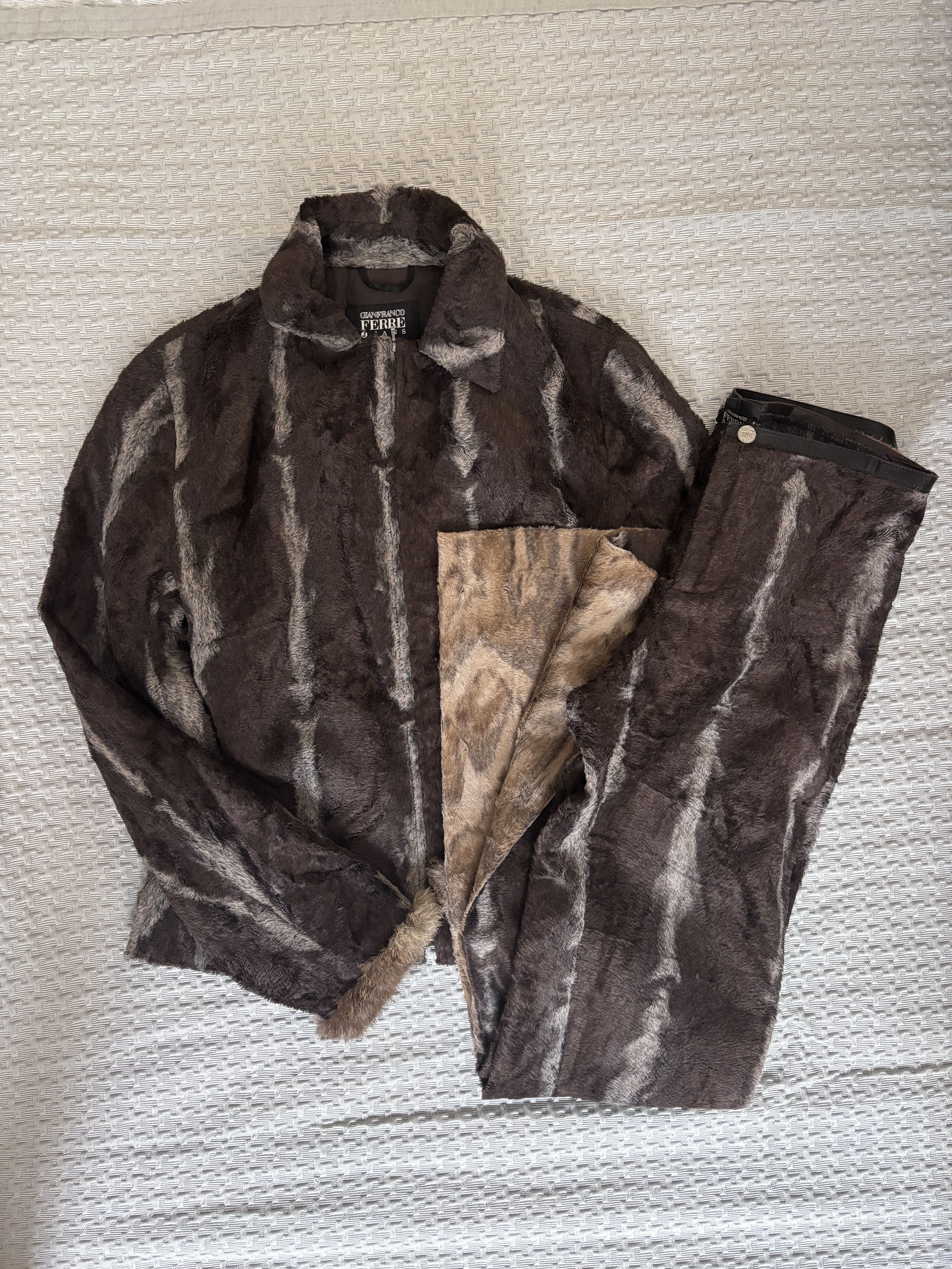 Gianfranco Ferre Gianfranco Ferre Fur Vintage Set Size L / US 10 / IT 46 - 11 Thumbnail