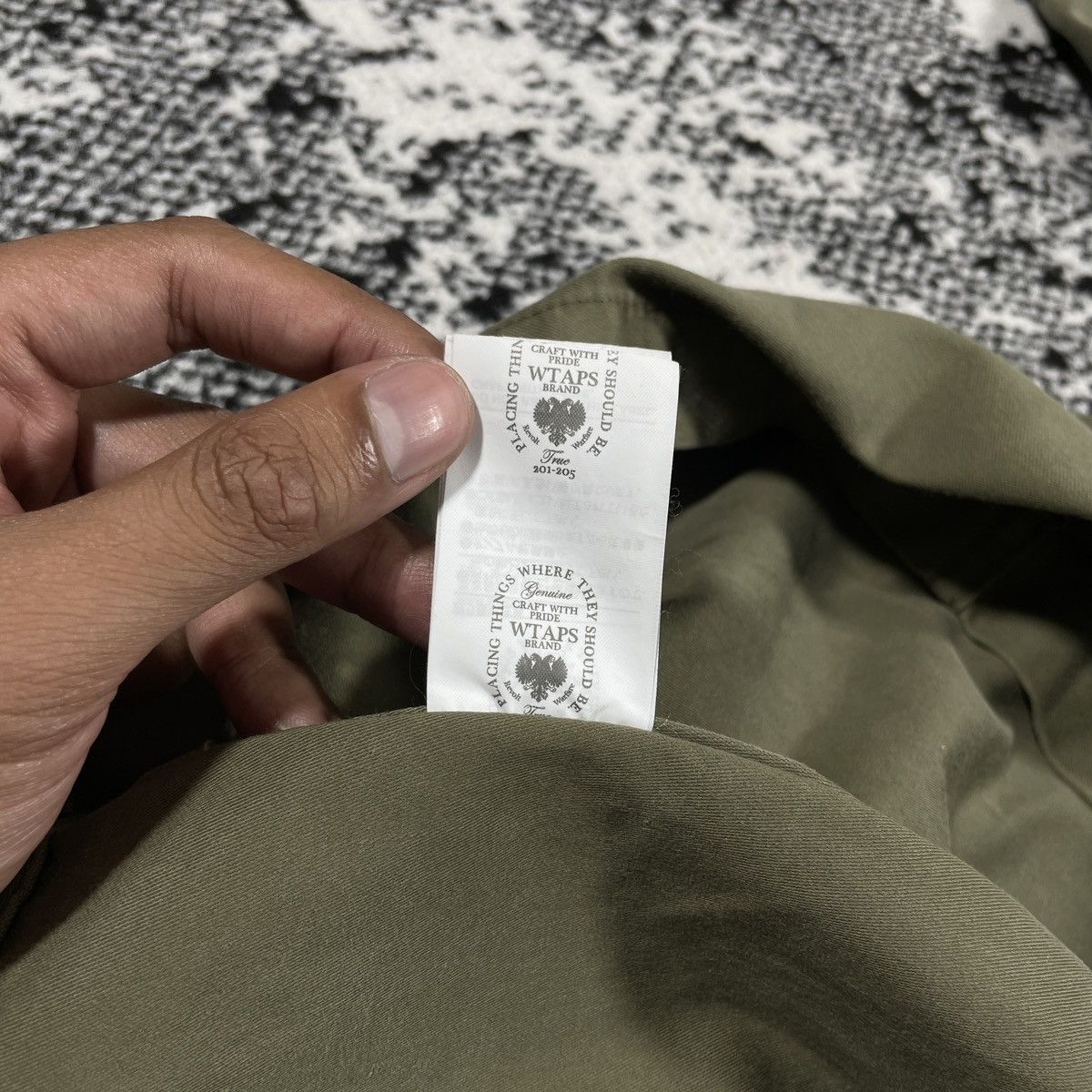 Japanese Brand × Wtaps RARE ‼️ WTAPS BUDS LS SHIRTS COTTON SATIN 2014 YOUTHFUL DAYZ Size US L / EU 52-54 / 3 - 11 Thumbnail