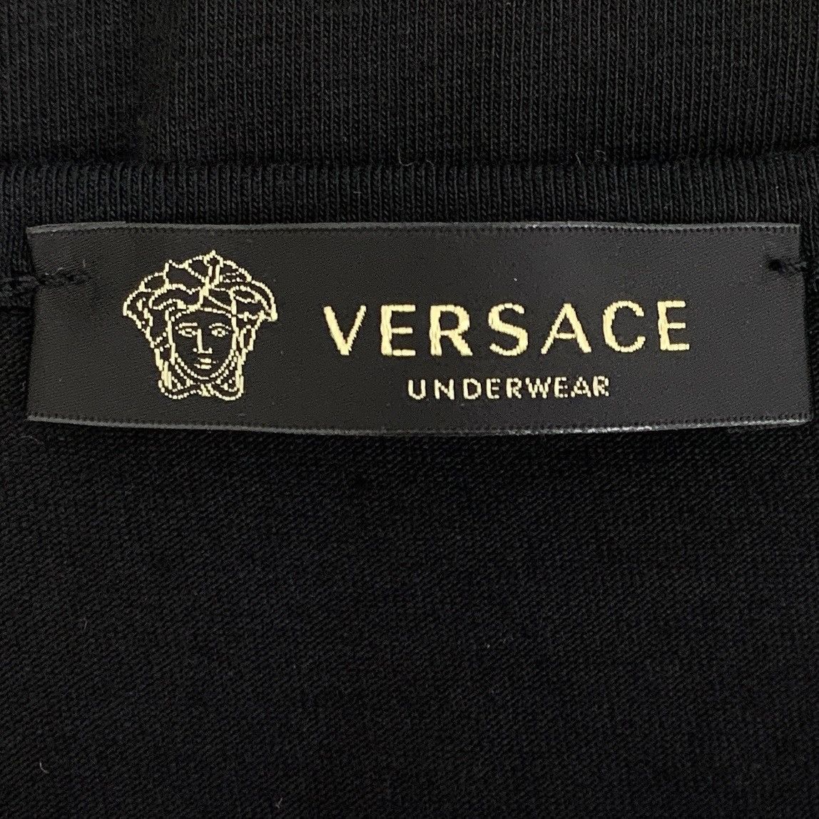 Versace Versace Black Medusa Head Print Short Sleeve T-Shirt K26WX Size XS / US 0-2 / IT 36-38 - 5 Thumbnail