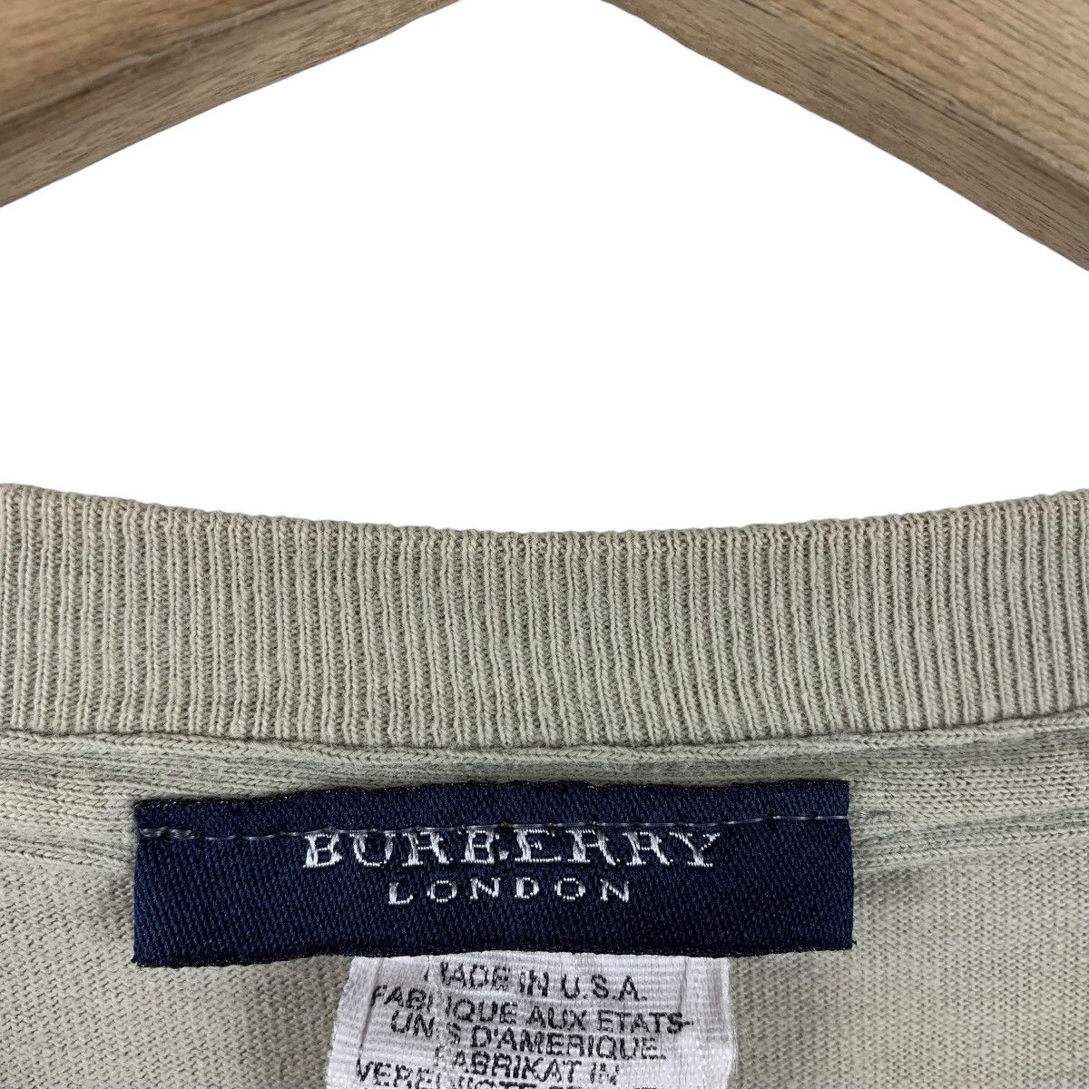 Burberry × Designer BURBERRY London centre logo tee Size US L / EU 52-54 / 3 - 3 Thumbnail