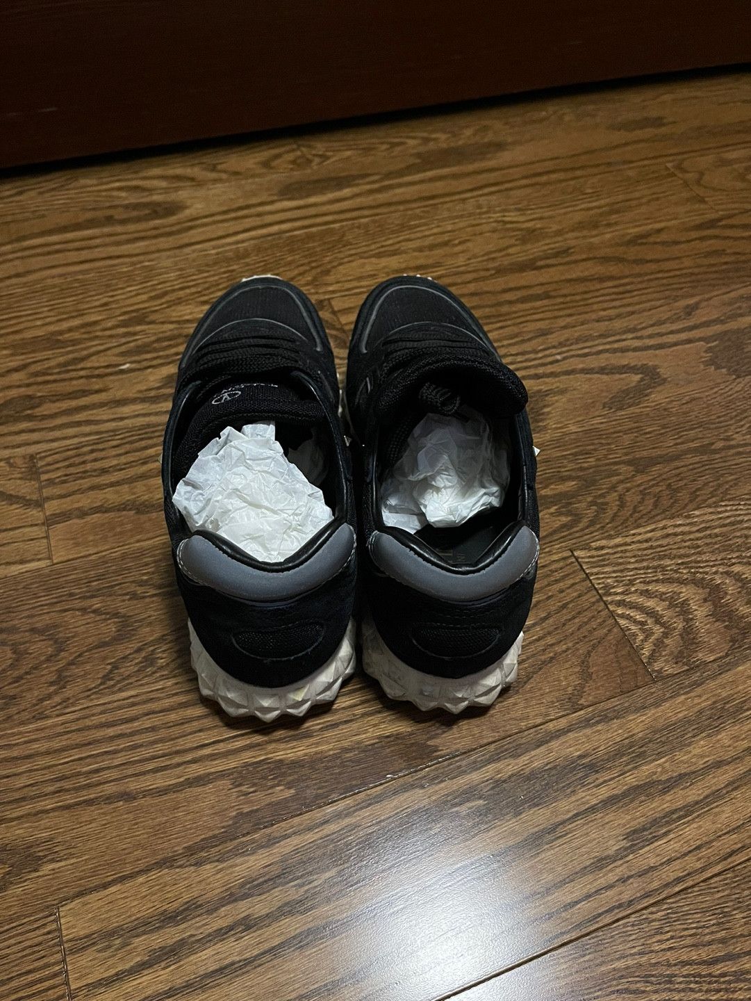 Valentino Black Valentino Garavani Soul AM Sneakers EU 38 Size US 5.5 / EU 38 - 2 Thumbnail