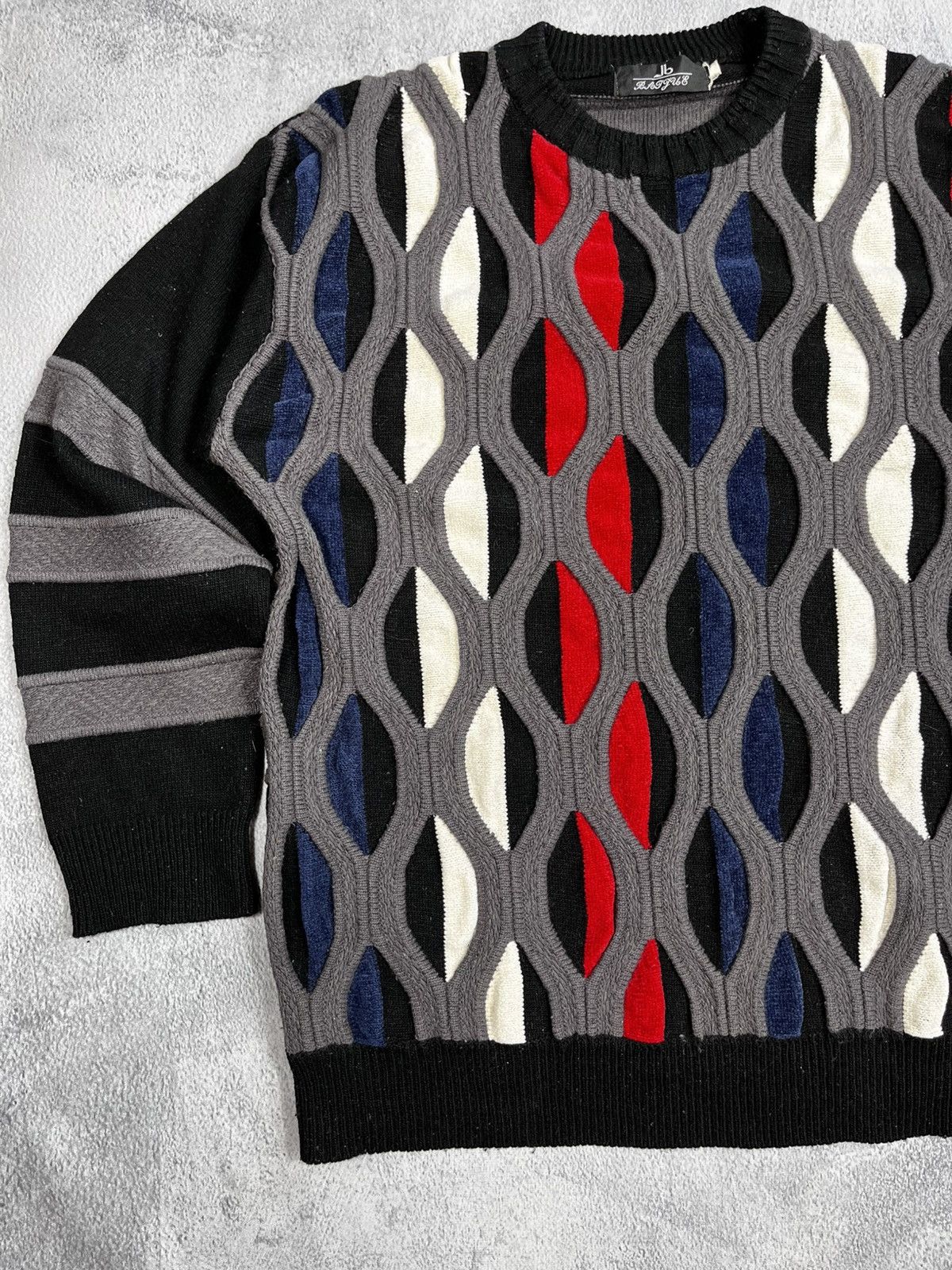 Japanese Brand × Vintage Vintage 90s Coogi style wool sweater rare streetwear XL Size US XL / EU 56 / 4 - 2 Thumbnail