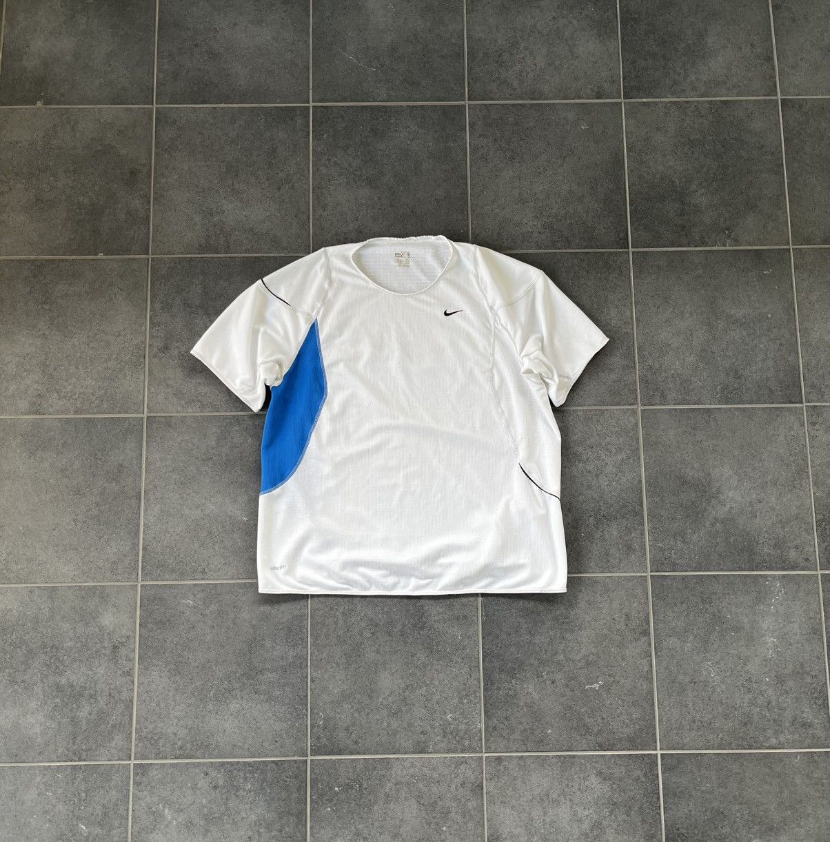 Nike T-shirt Nike oversize boxy vintage retro 90s y2k Size US XL / EU 56 / 4 - 1 Thumbnail
