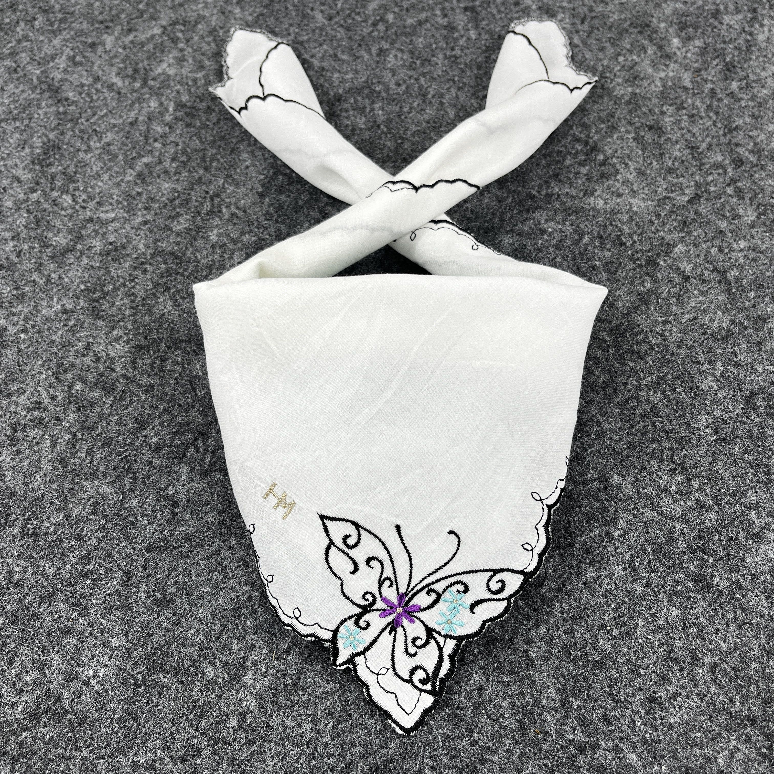 Hanae Mori × Japanese Brand Hanae Mori Bandana / Handkerchief / Neckerchief B341 Size ONE SIZE - 1 Thumbnail