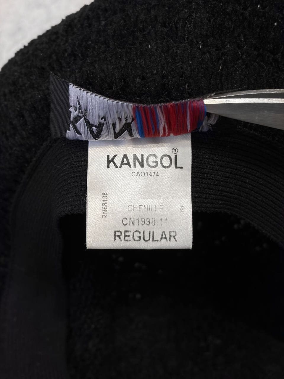 Kangol Kangol Chenille Knit Vintage Bucket Hat Women's Regular Size ONE SIZE - 8 Thumbnail