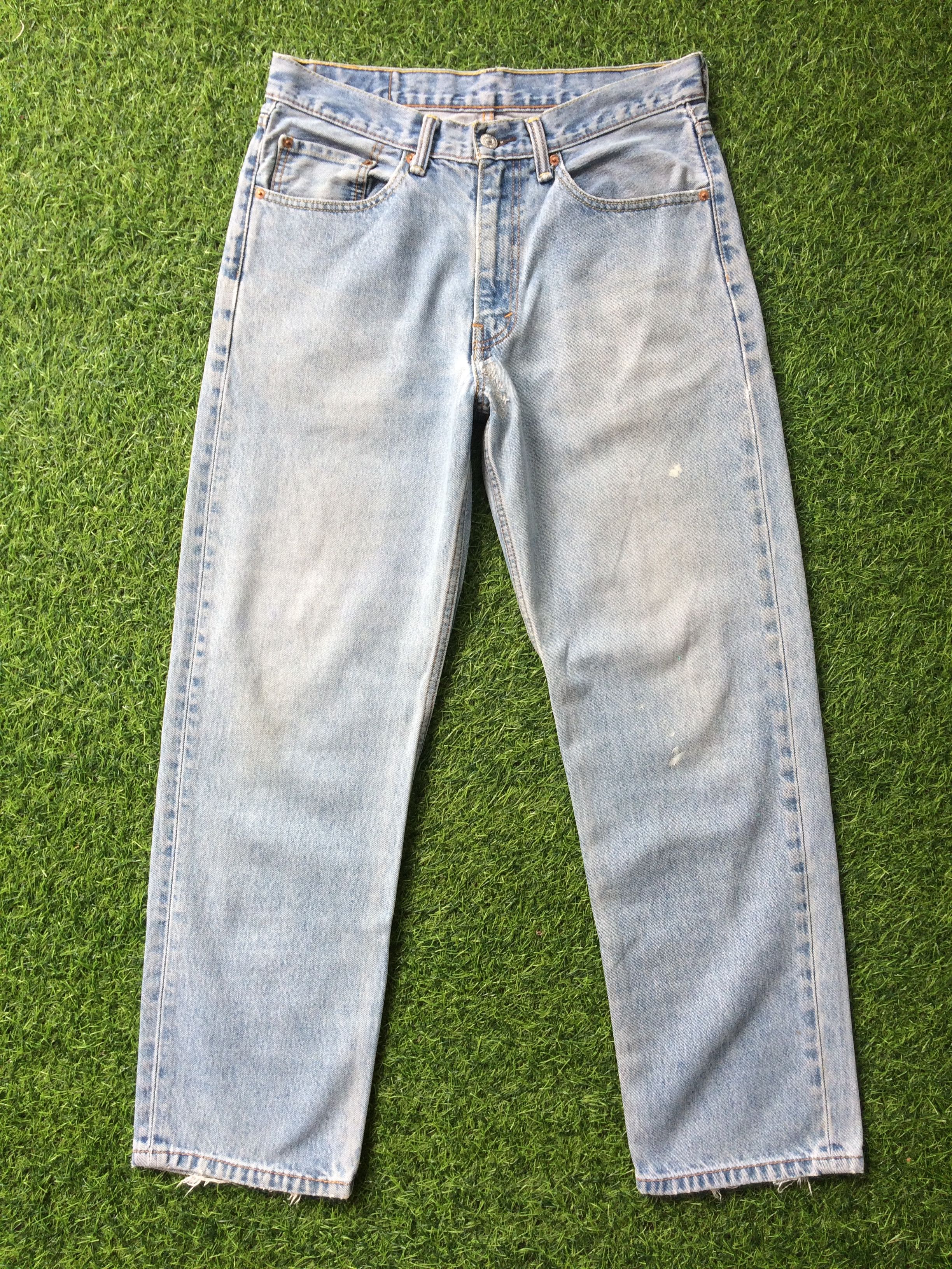 Levi's Distressed Levis 550 Light Wash Jeans #B-1049 Size US 32 / EU 48 - 1 Thumbnail