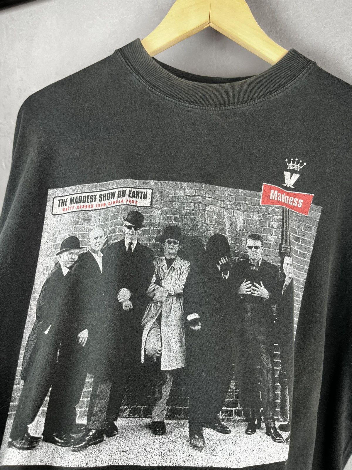Band Tees Vintage 1999s Madness the Maddest Show on Earth Size US XL / EU 56 / 4 - 10 Thumbnail