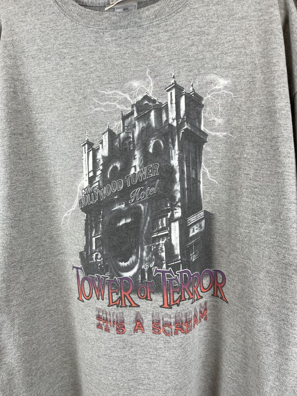 Disney × Vintage Disney vintage House of terror It’s a scream tee shirt Size US XXL / EU 58 / 5 - 7 Thumbnail