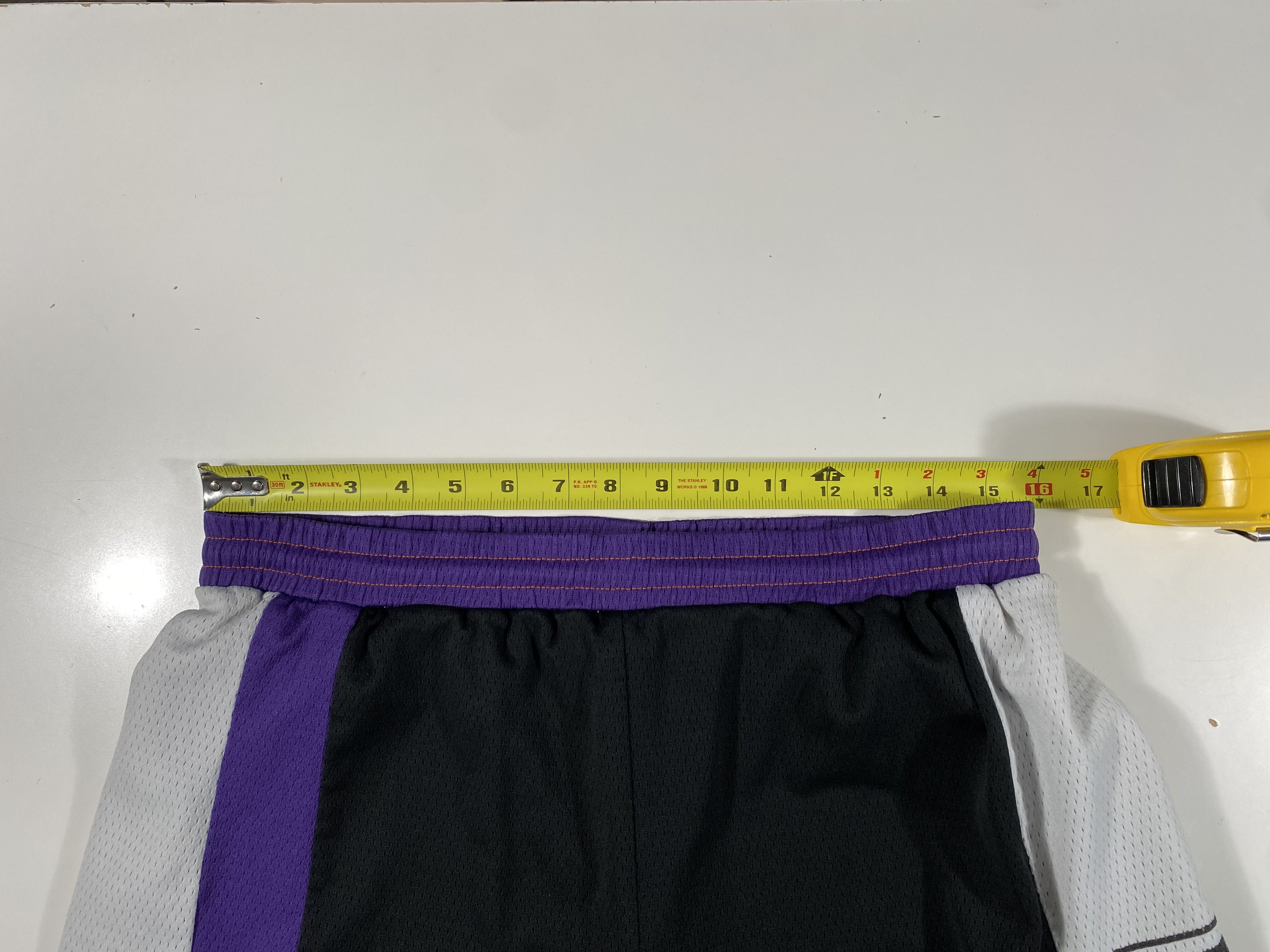 Nike Vintage Nike CB34 Barkley Black / Purple Mesh Shorts Size US 32 / EU 48 - 6 Thumbnail