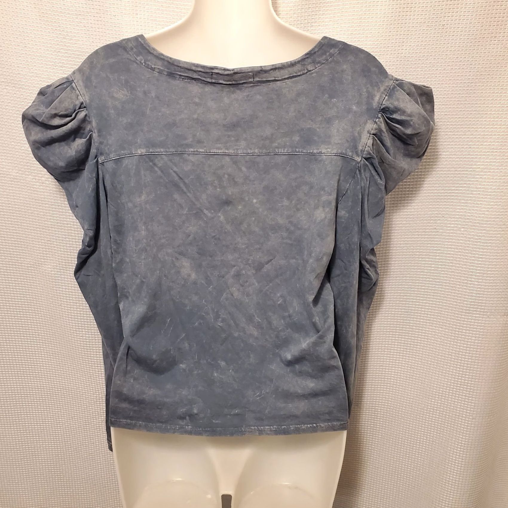 7 For All Mankind 7 For All Mankind V-Neck Top Blue Sz M Long Sleeve Puff Shoulder Mineral Wash Size M / US 6-8 / IT 42-44 - 4 Thumbnail