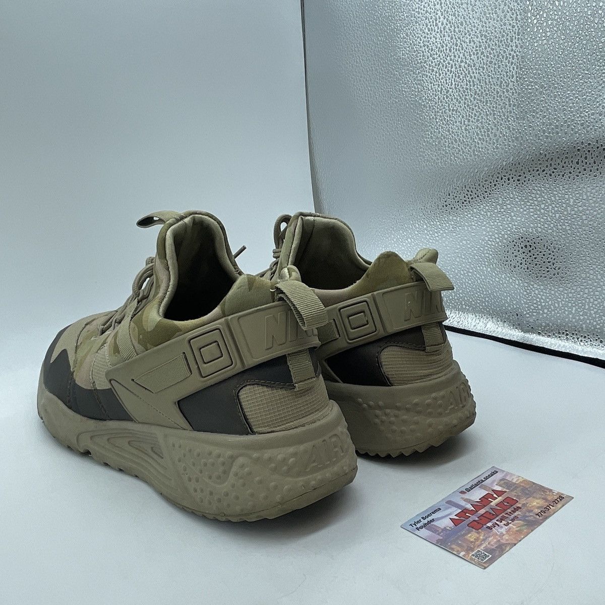 Nike Air huarache utility khaki Size US 12 / EU 45 - 4 Thumbnail