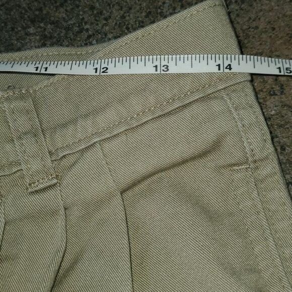 Bugle Boy Bugle Boy Vintage Sz. 31x32 Beige Pleated & Pocketed Pants Size US 31 - 9 Thumbnail
