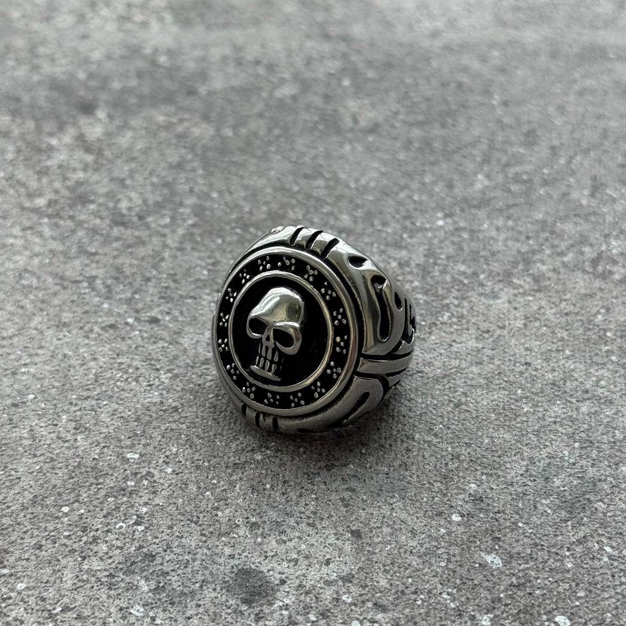 Other Gothic Skull 💀 Vintage Big Silver Ring Size ONE SIZE - 1 Thumbnail