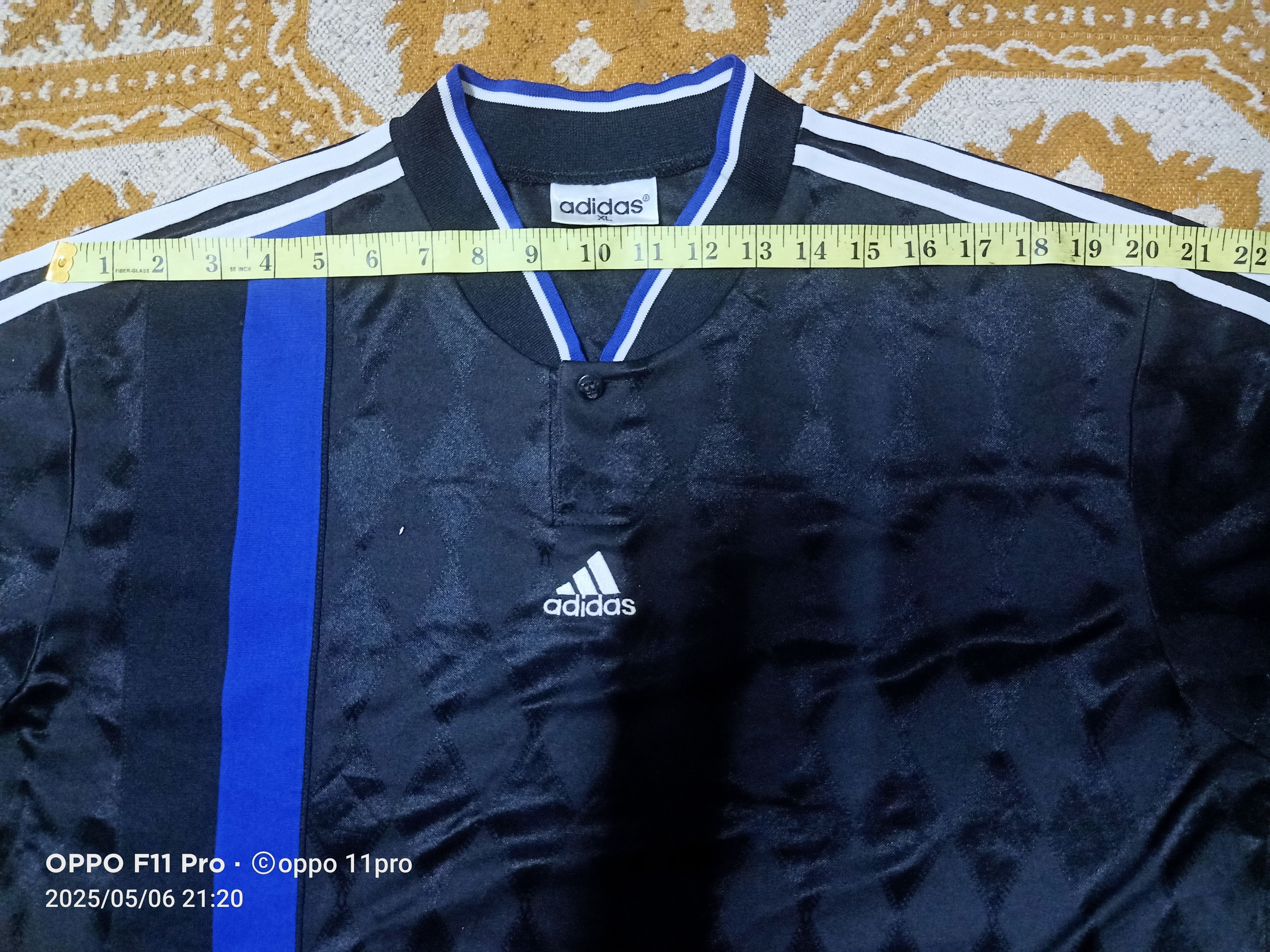 Adidas × Grailed × Vintage Adidas Vintage 1990s Jersey Men Size US XL / EU 56 / 4 - 9 Thumbnail