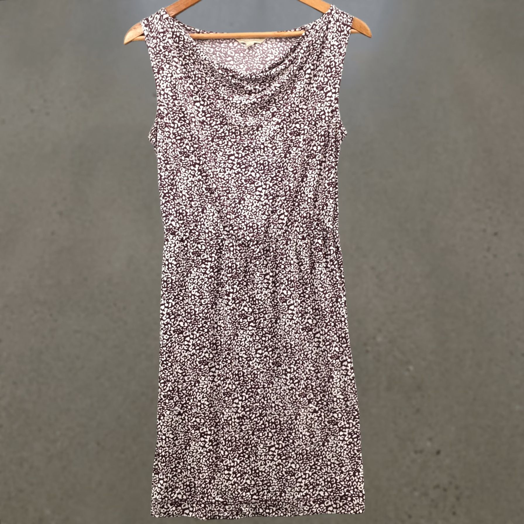 Banana Republic Banana Republic Shirt Womens XS Red Short Shift Tank Dress Sleeveless Pullover Casual Size XS / US 0-2 / IT 36-38 - 1 Thumbnail