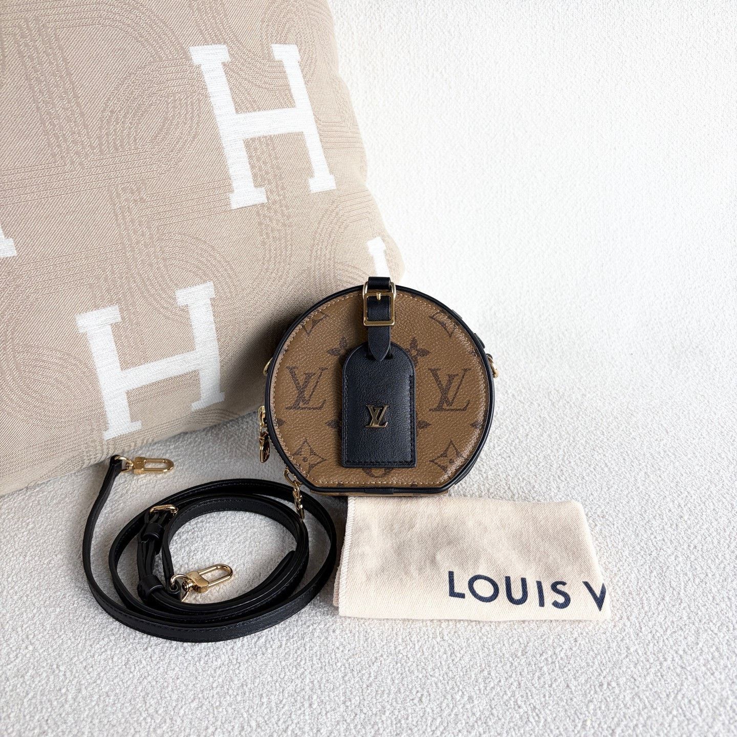 Louis Vuitton Pre-loved Bag Very good condition Size ONE SIZE - 1 Thumbnail