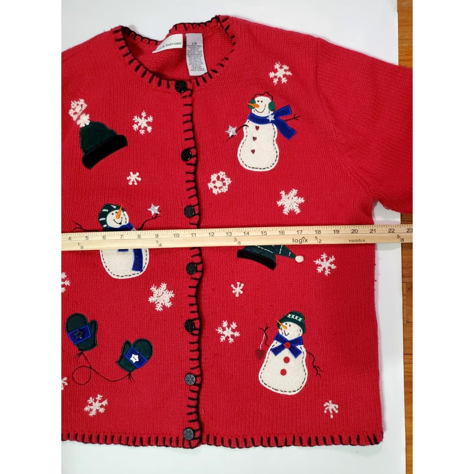 Croft & Barrow VINTAGE Croft & Barrow Cardigan Womens Large Red Christmas Sweater Snowmen Snowflakes Knit Embroidered Button Size L / US 10 / IT 46 - 7 Thumbnail