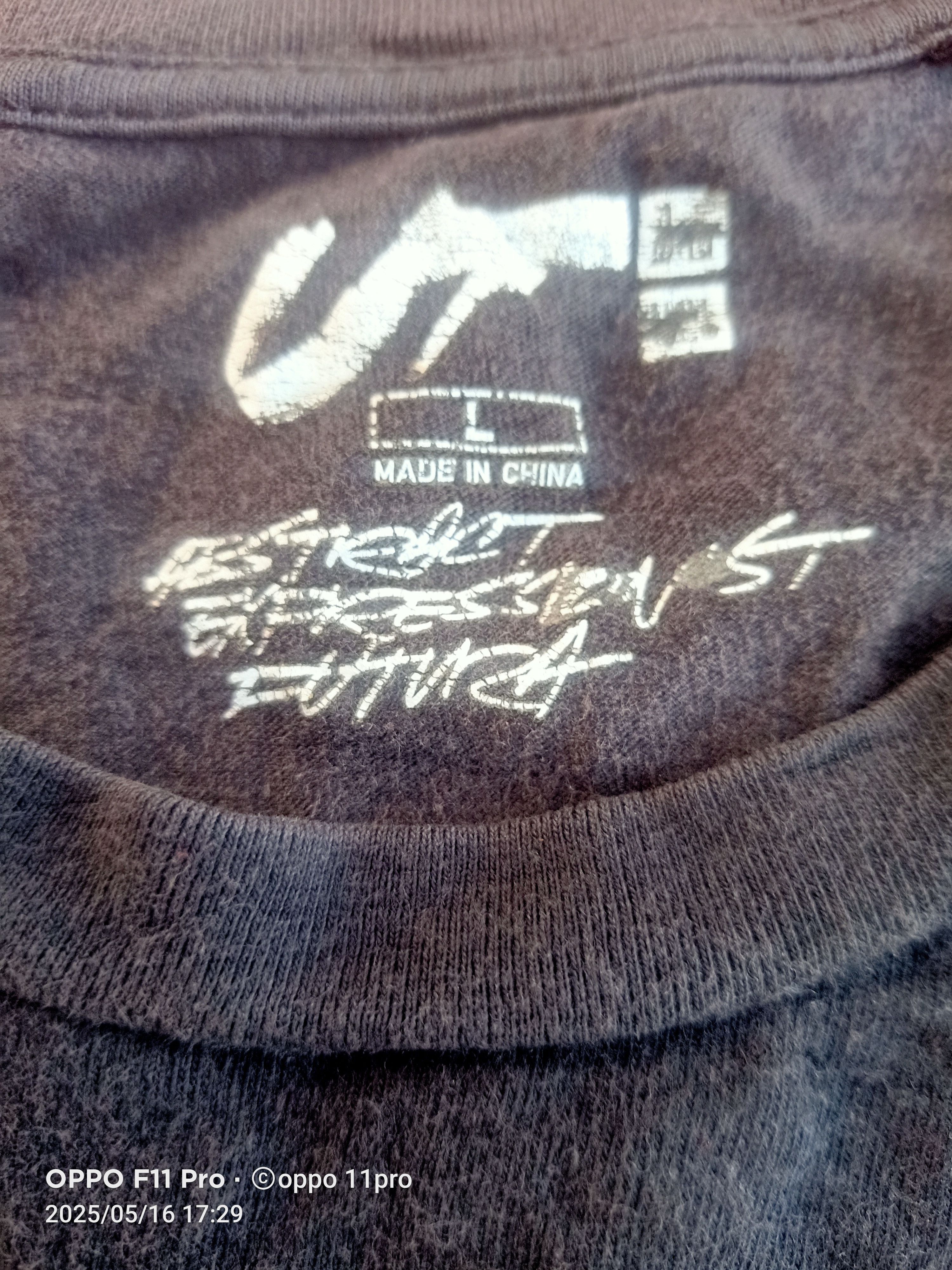 Futura × Japanese Brand × Uniqlo Uniqlo y2k Futura art Design Size US L / EU 52-54 / 3 - 6 Thumbnail