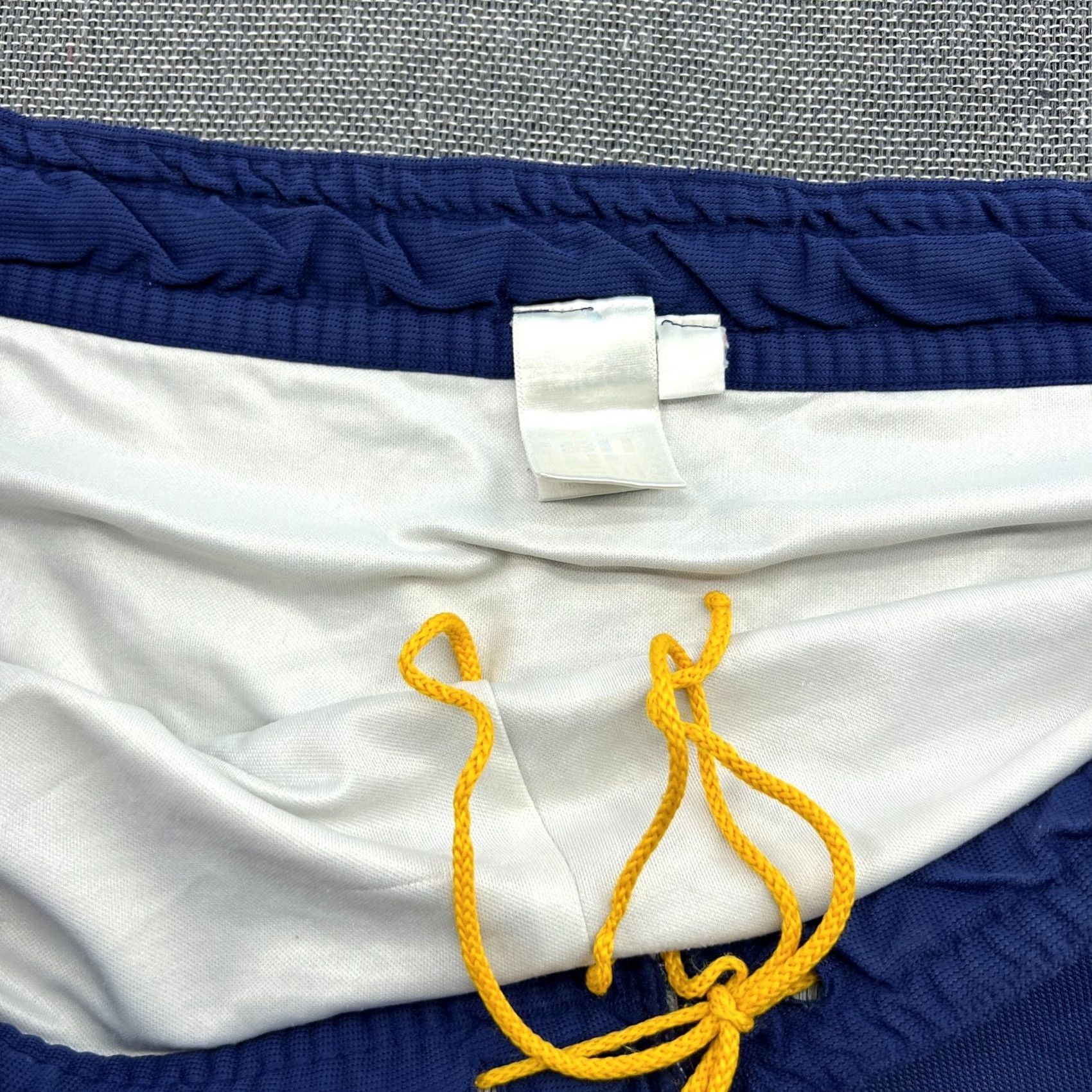 Adidas adidas Spain 1999 2000 2001 Mens Shorts XL Football Blue Yellow Vintage Adidas Size US 36 / EU 52 - 6 Thumbnail