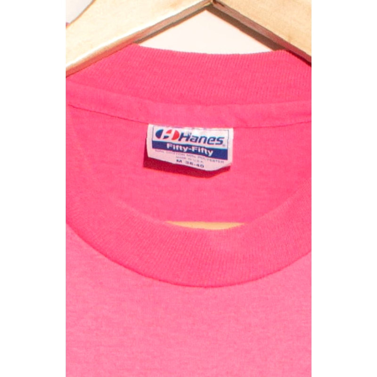 Hanes VINTAGE Chesapeake Bay Misprint T-Shirt Hanes Medium Pink Unisex Adults Short Sleeve 1980s Mens Womens Boys Girls Size US M / EU 48-50 / 2 - 3 Thumbnail