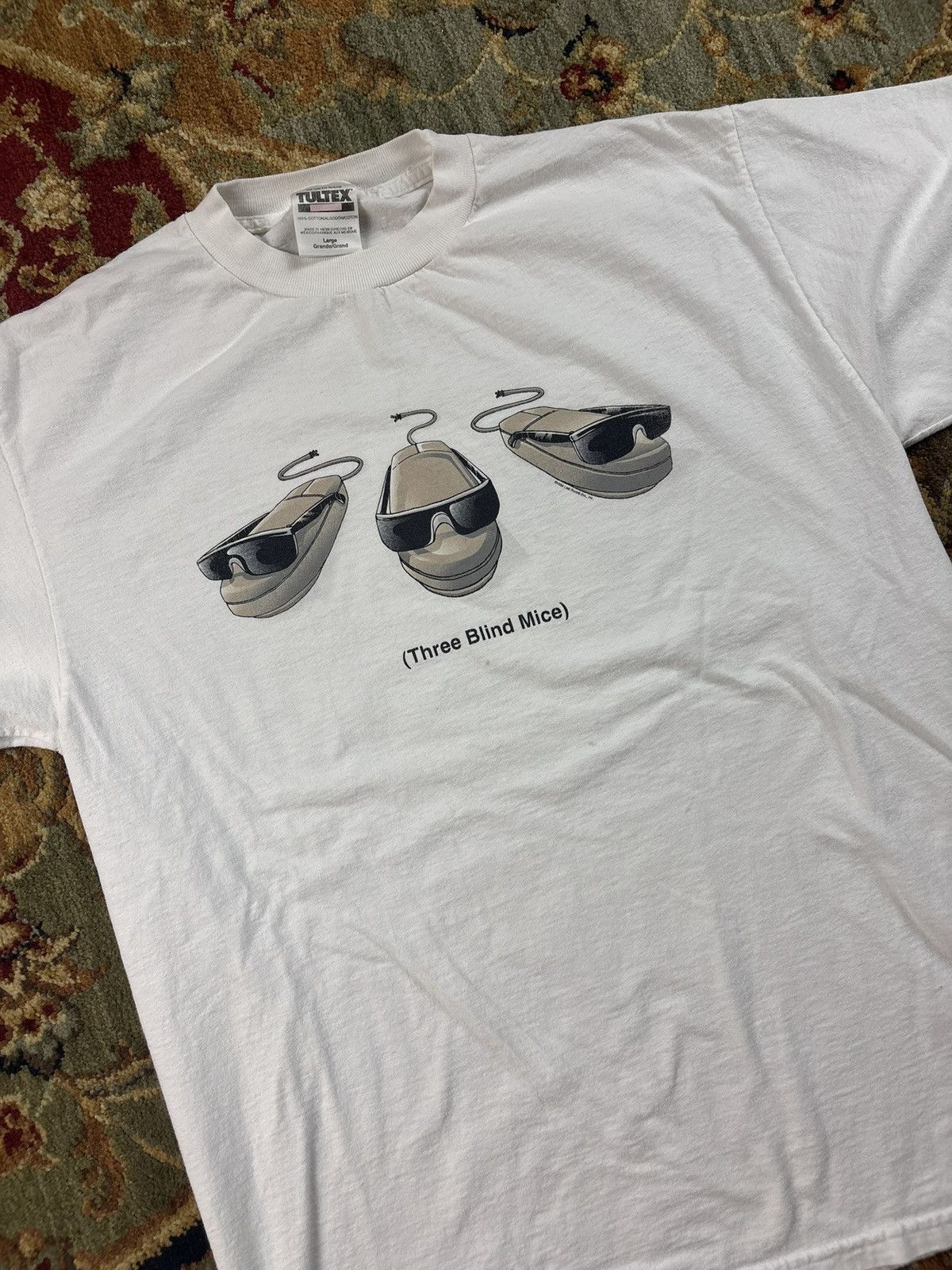Tultex Vintage 1999 Three Blind Mice Tech T-shirt Size US L / EU 52-54 / 3 - 2 Thumbnail