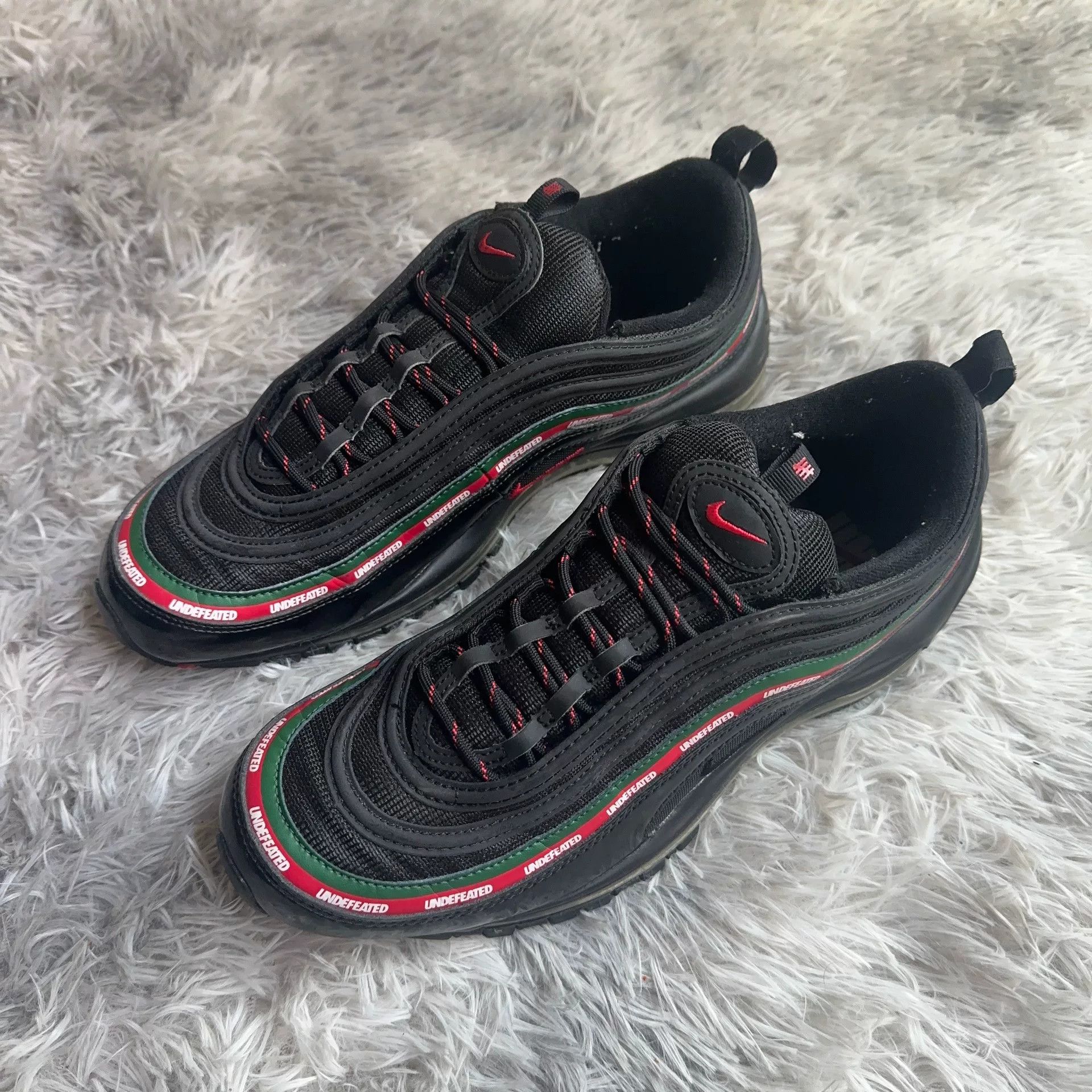 Nike Nike Black Lowtop Sneakers 44 Men Size US 10.5 / EU 43-44 - 1 Thumbnail