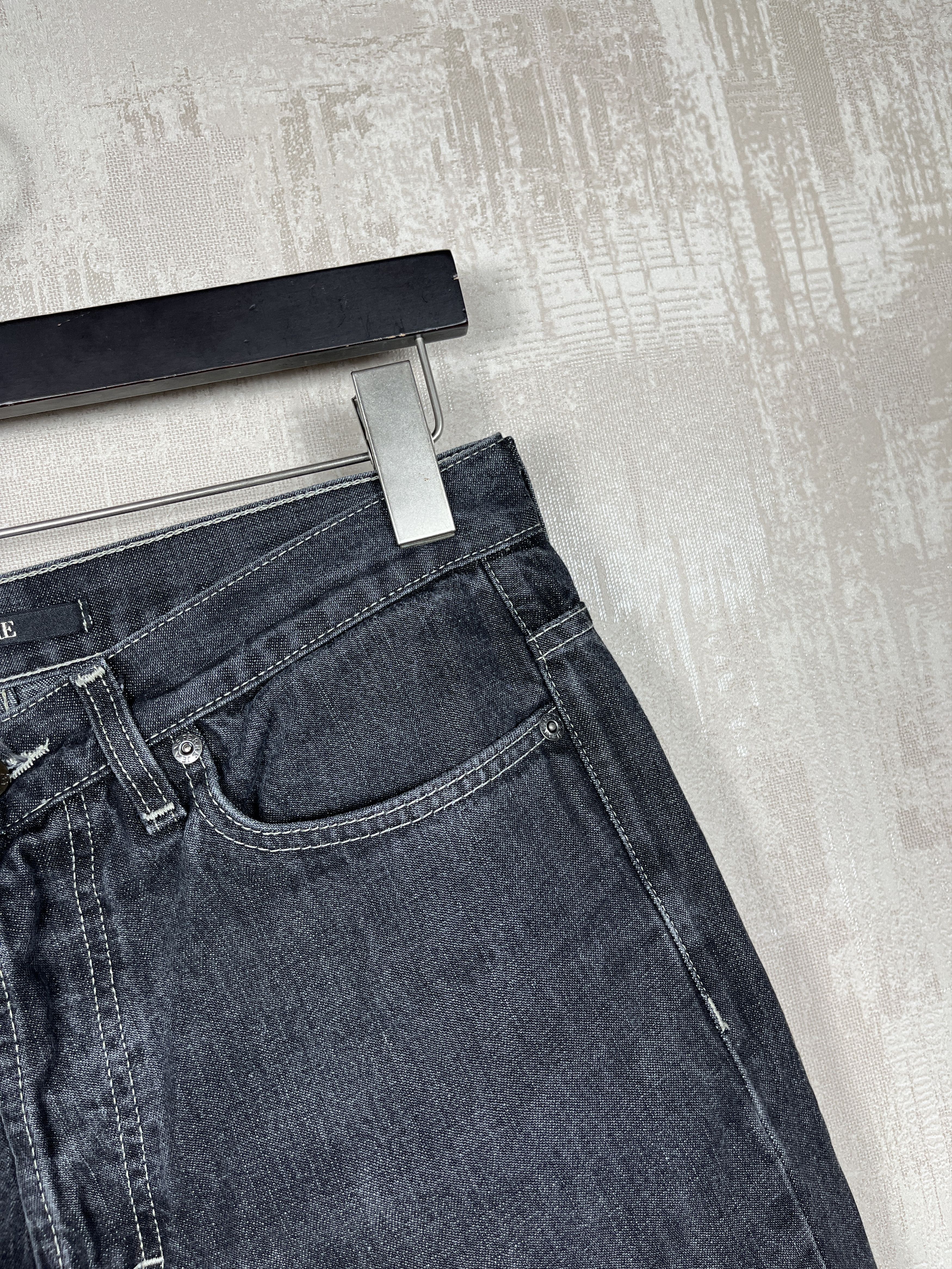 Gianfranco Ferre Gianfranco Ferre Vintage Denim Jeans fits to US 31-32 Size US 32 / EU 48 - 16 Thumbnail