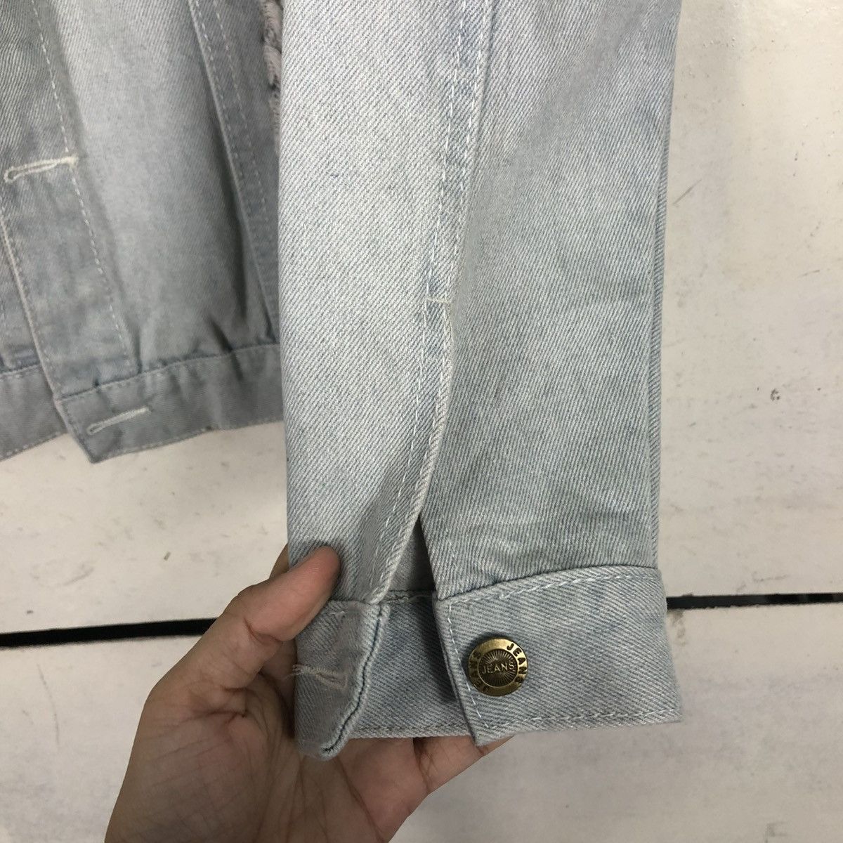Japanese Brand 🔥VINTAGE DENIM JACKET BIKER UNBRANDED BIG LOGO BACK HIT Size US M / EU 48-50 / 2 - 22 Thumbnail