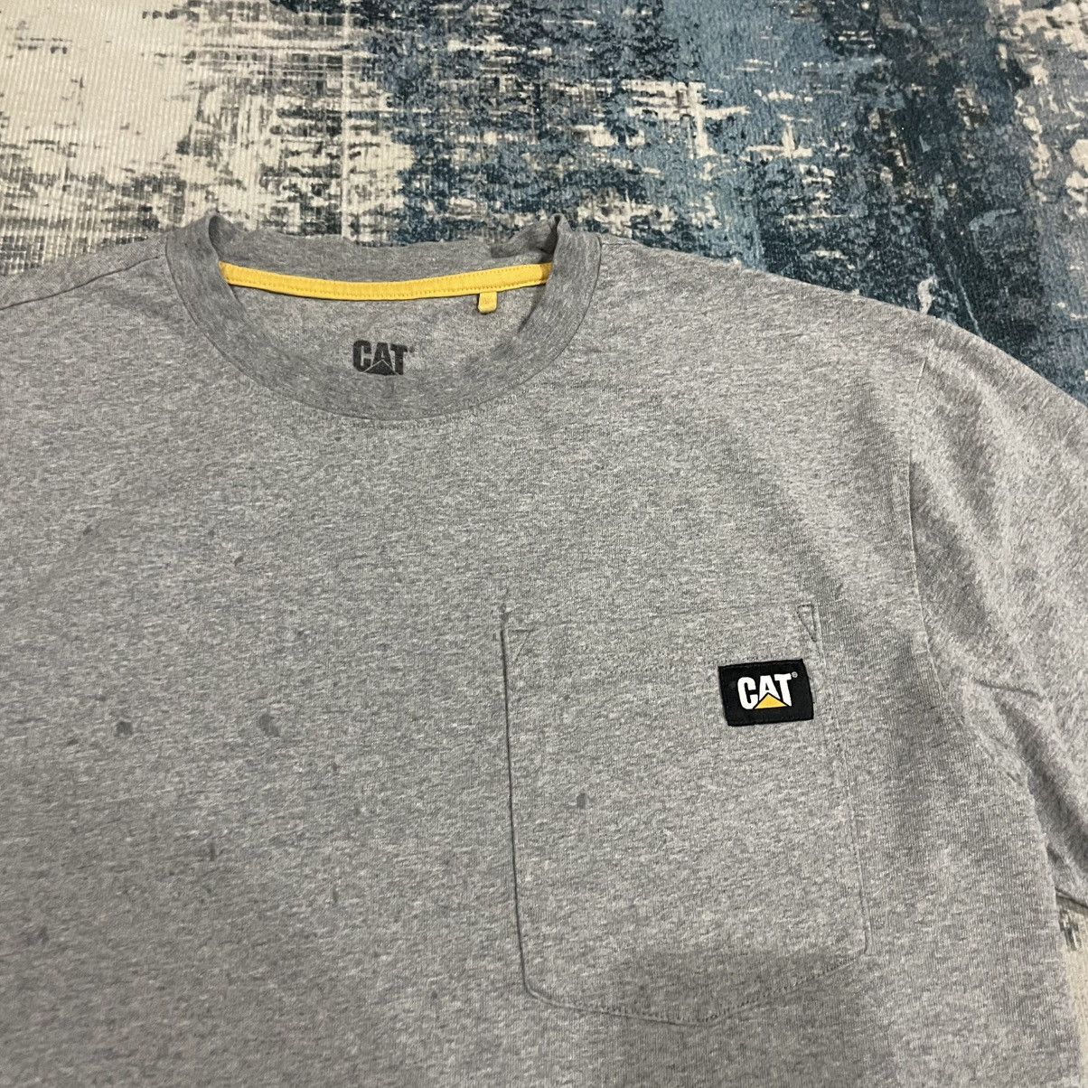 Caterpillar Caterpillar Men's CAT Logo Pocket Tee in heather grey Size US M / EU 48-50 / 2 - 2 Thumbnail