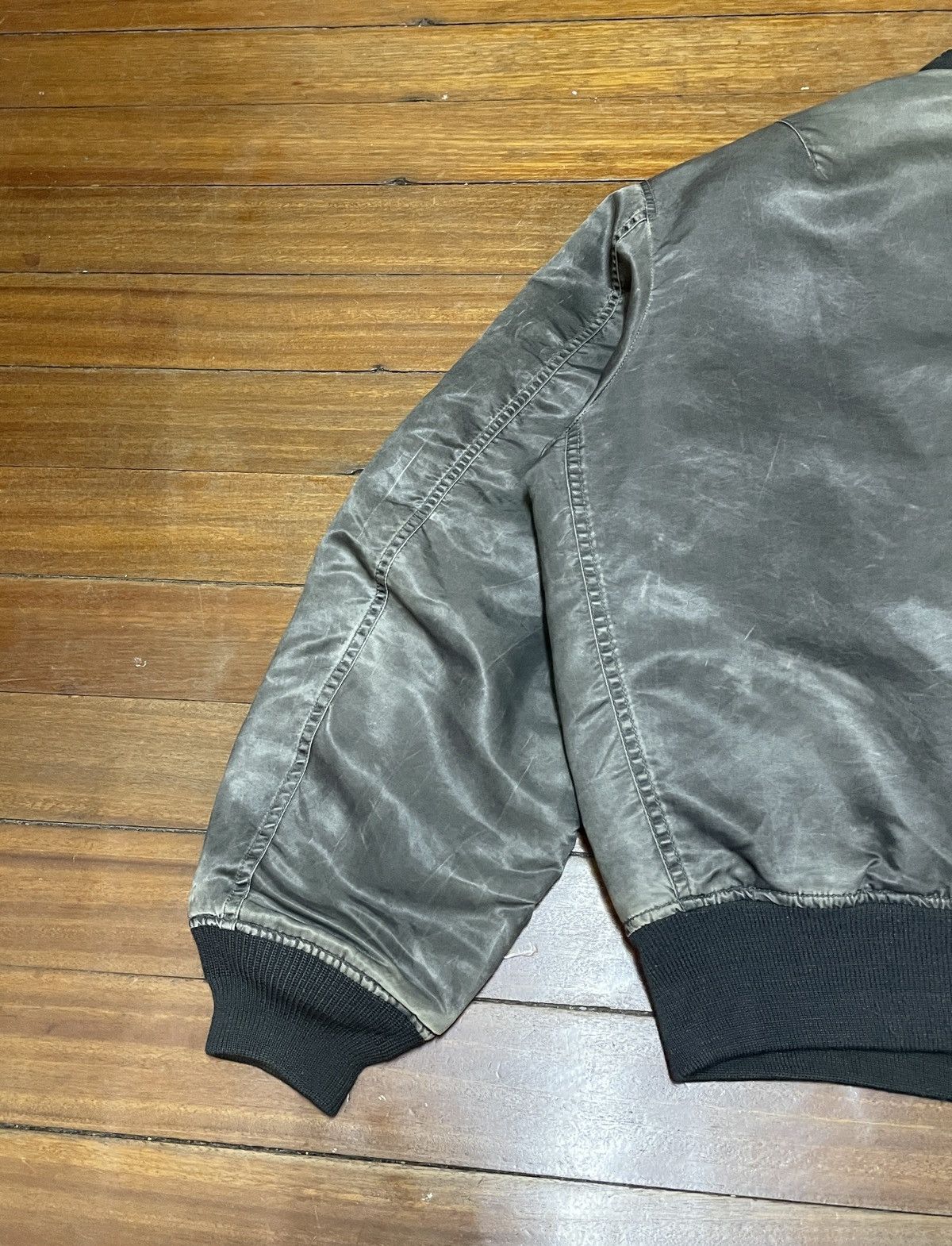 Vintage Rare Vintage MA-1 Flying Man Acid Wash Bomber Jacket 1990s Size US L / EU 52-54 / 3 - 5 Thumbnail