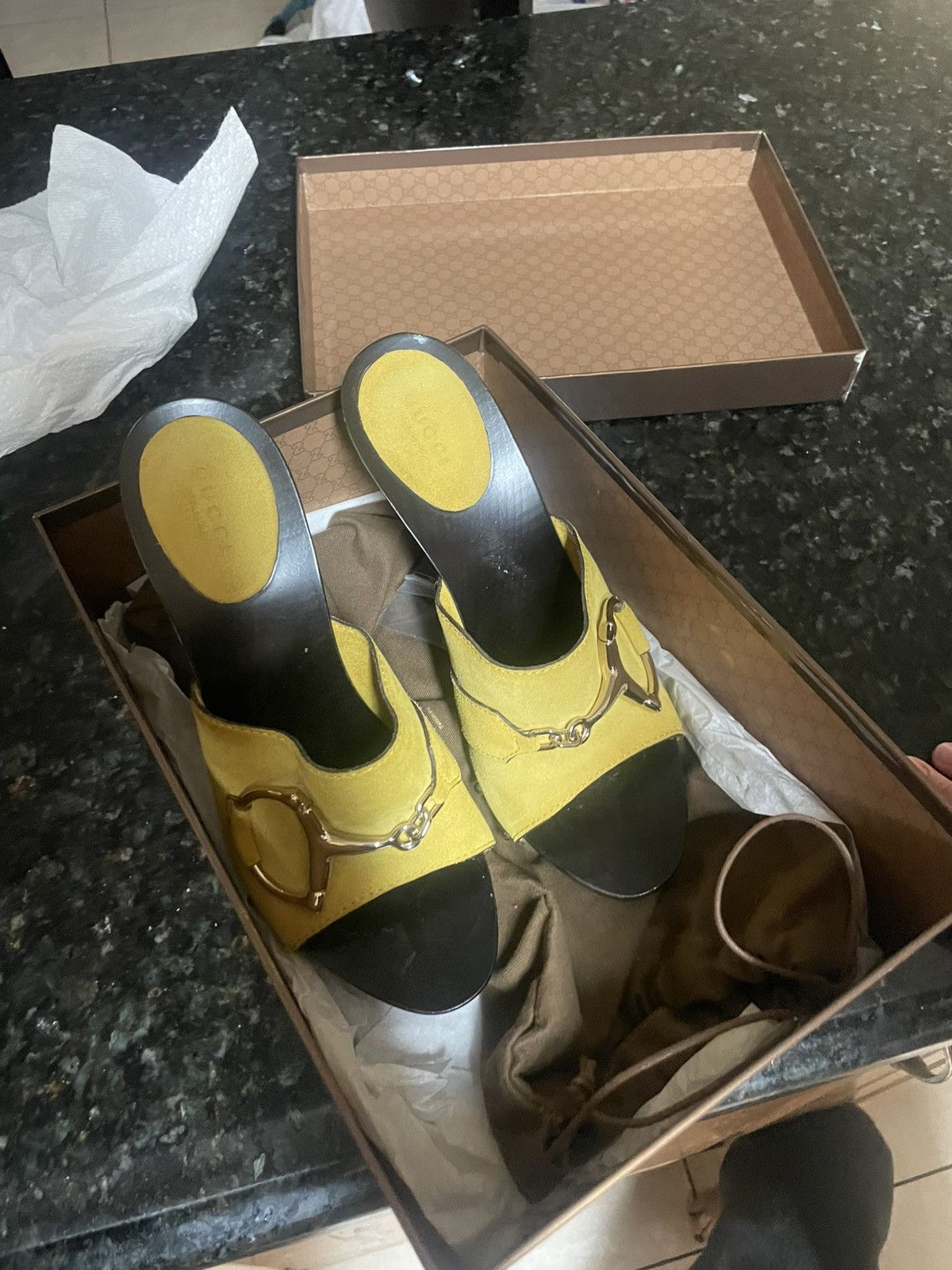 Gucci 2000s gucci heels size 7 1/2 Size US 7.5 / IT 37.5 - 7 Thumbnail