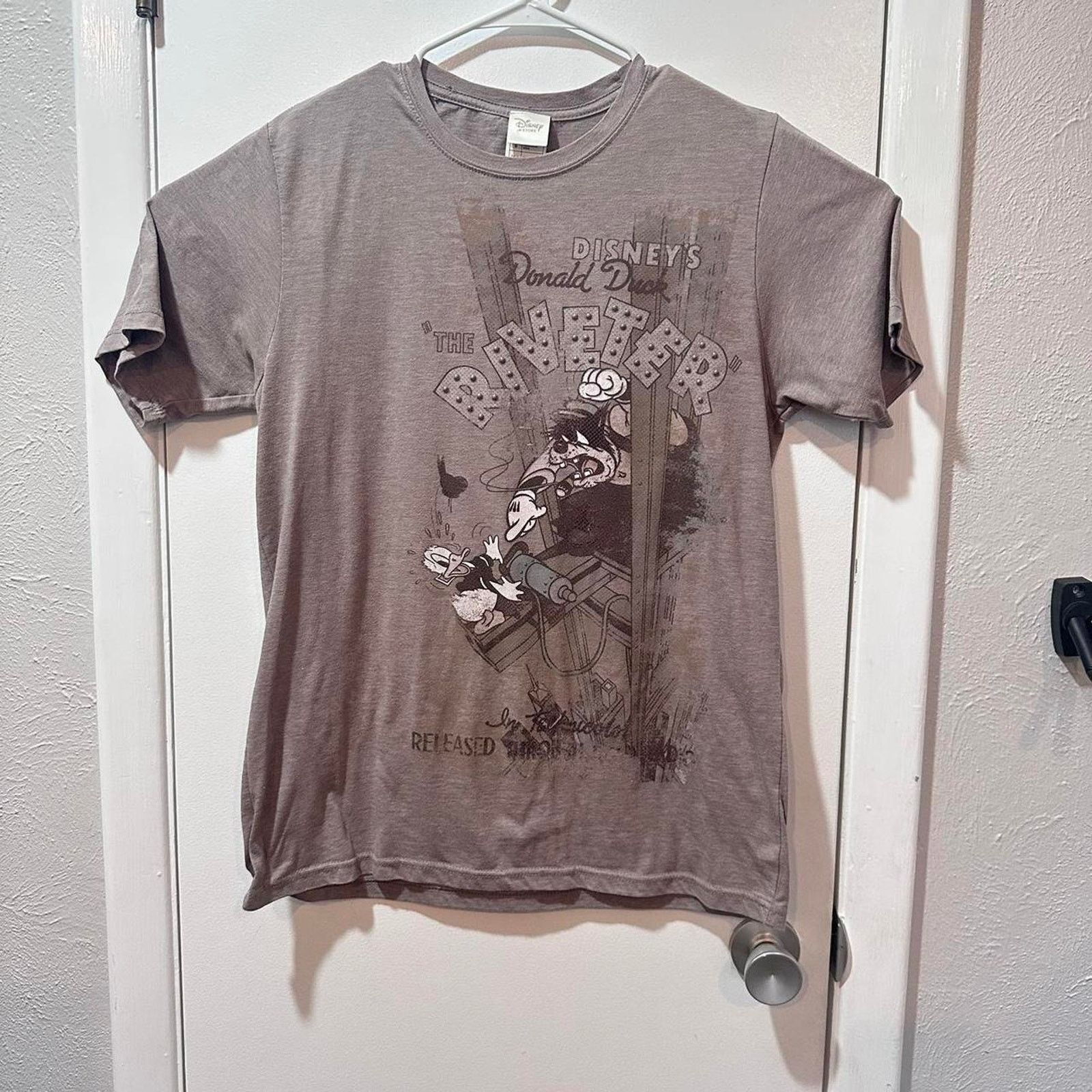 Disney 'The Riveter' Disney T Shirt Size Large Authentic Size US L / EU 52-54 / 3 - 1 Thumbnail